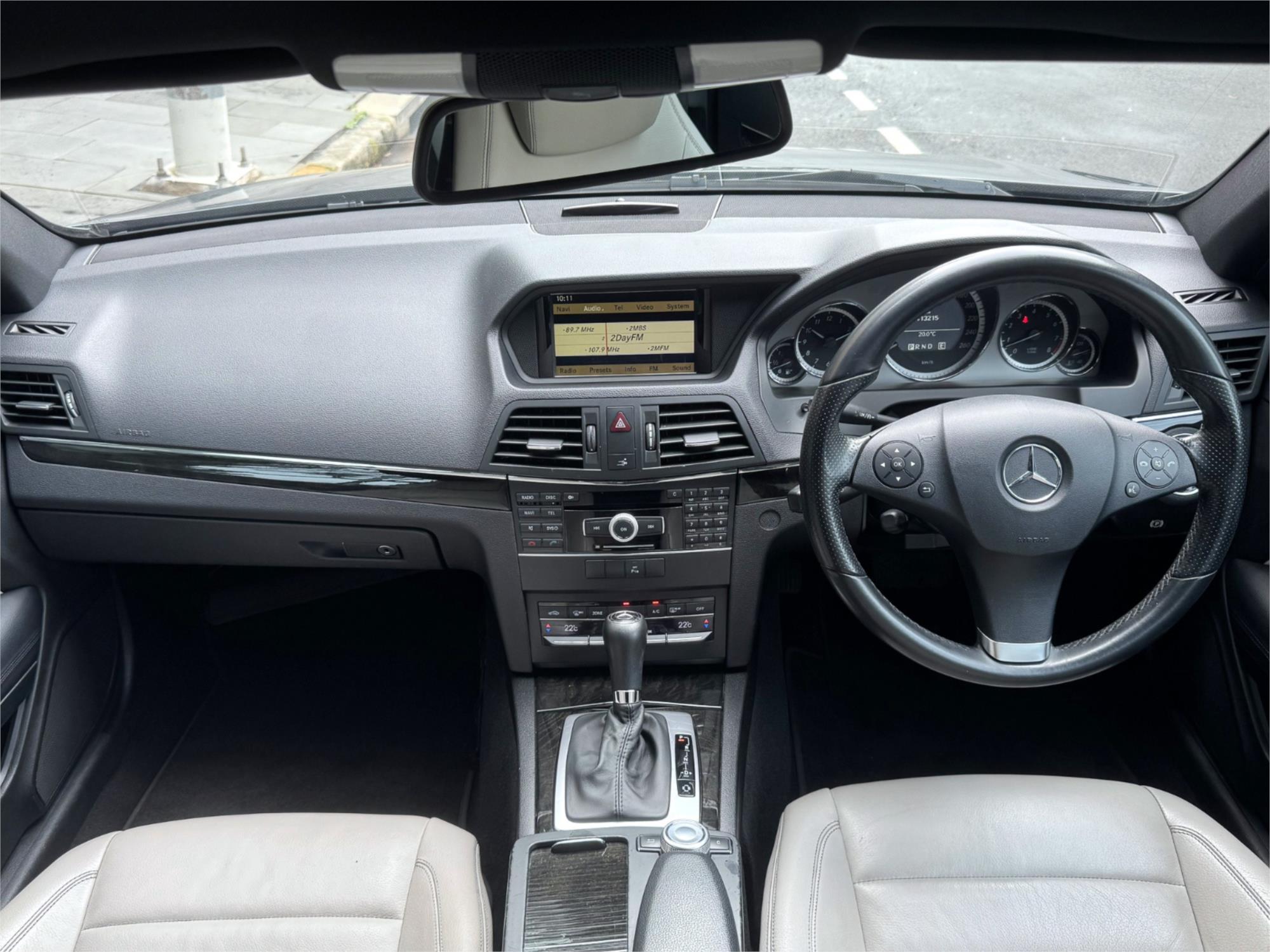 2010 MERCEDES-BENZ E350 207 AVANTGARDE 7 SP AUTOMATIC G-TRONIC SEDAN