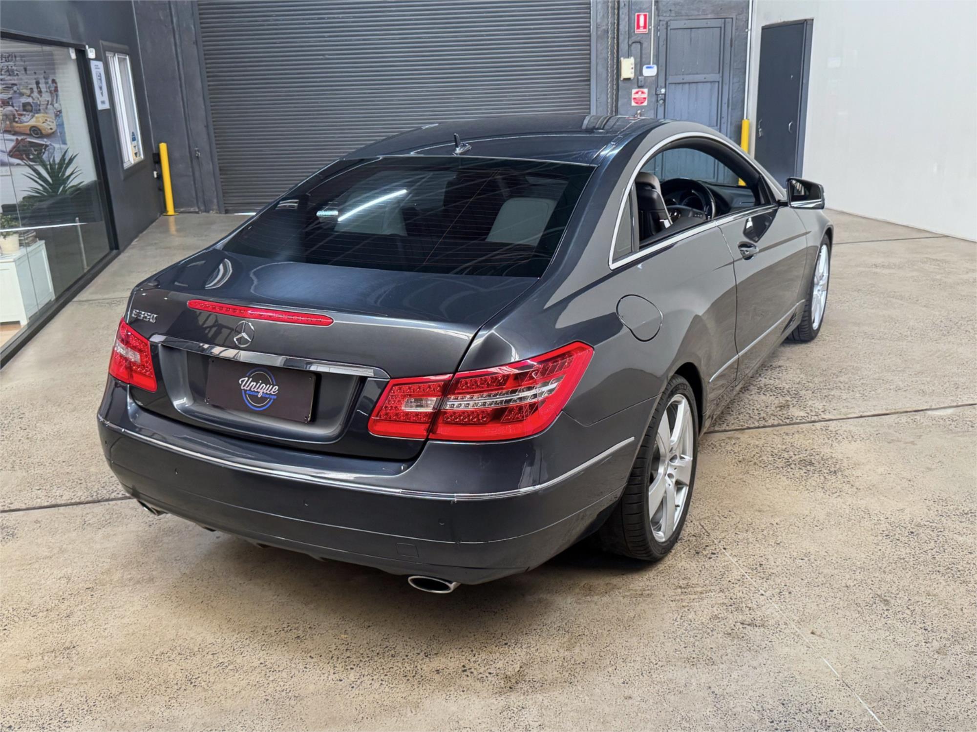 2010 MERCEDES-BENZ E350 207 AVANTGARDE 7 SP AUTOMATIC G-TRONIC SEDAN