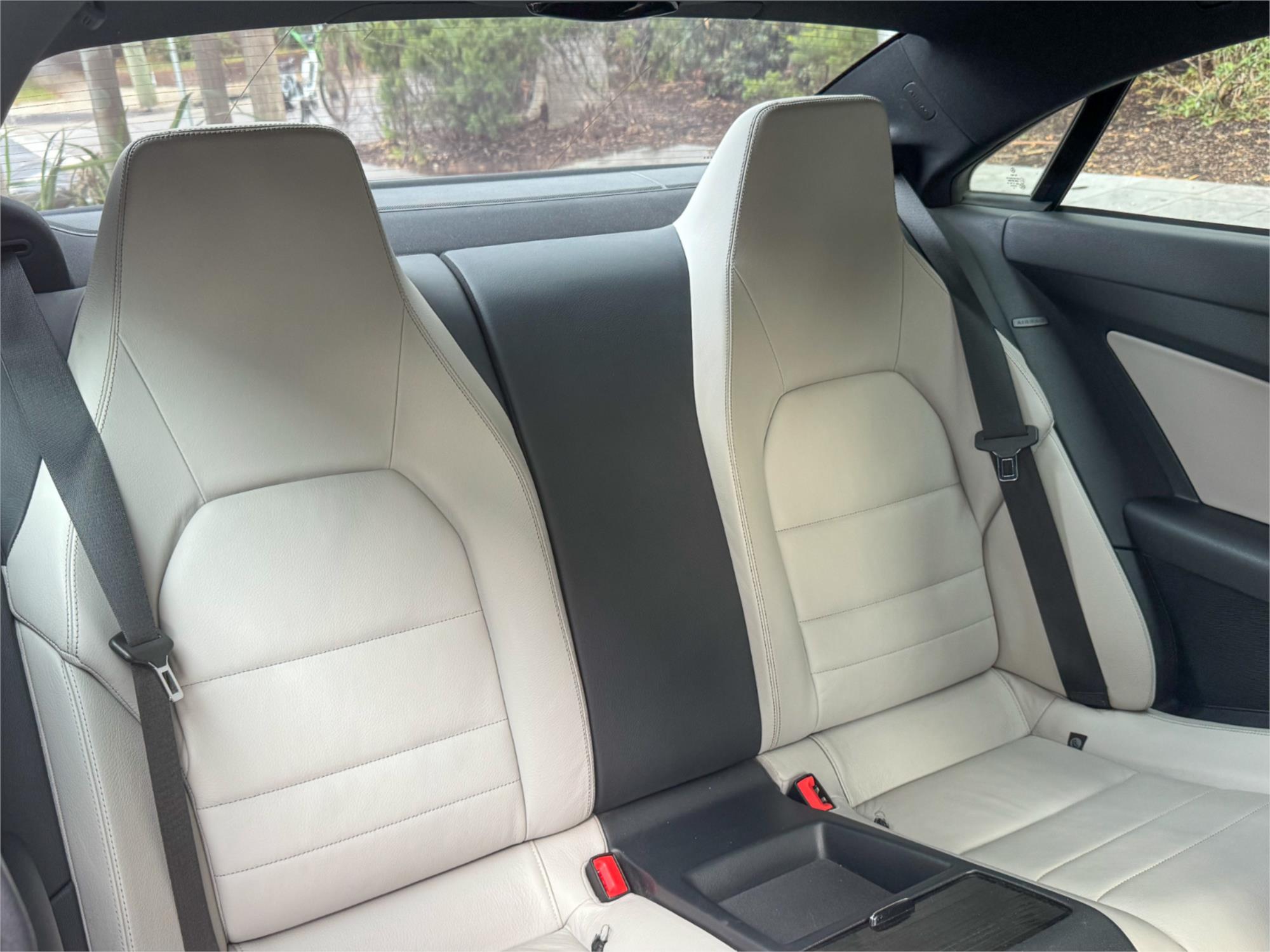 2010 MERCEDES-BENZ E350 207 AVANTGARDE 7 SP AUTOMATIC G-TRONIC SEDAN