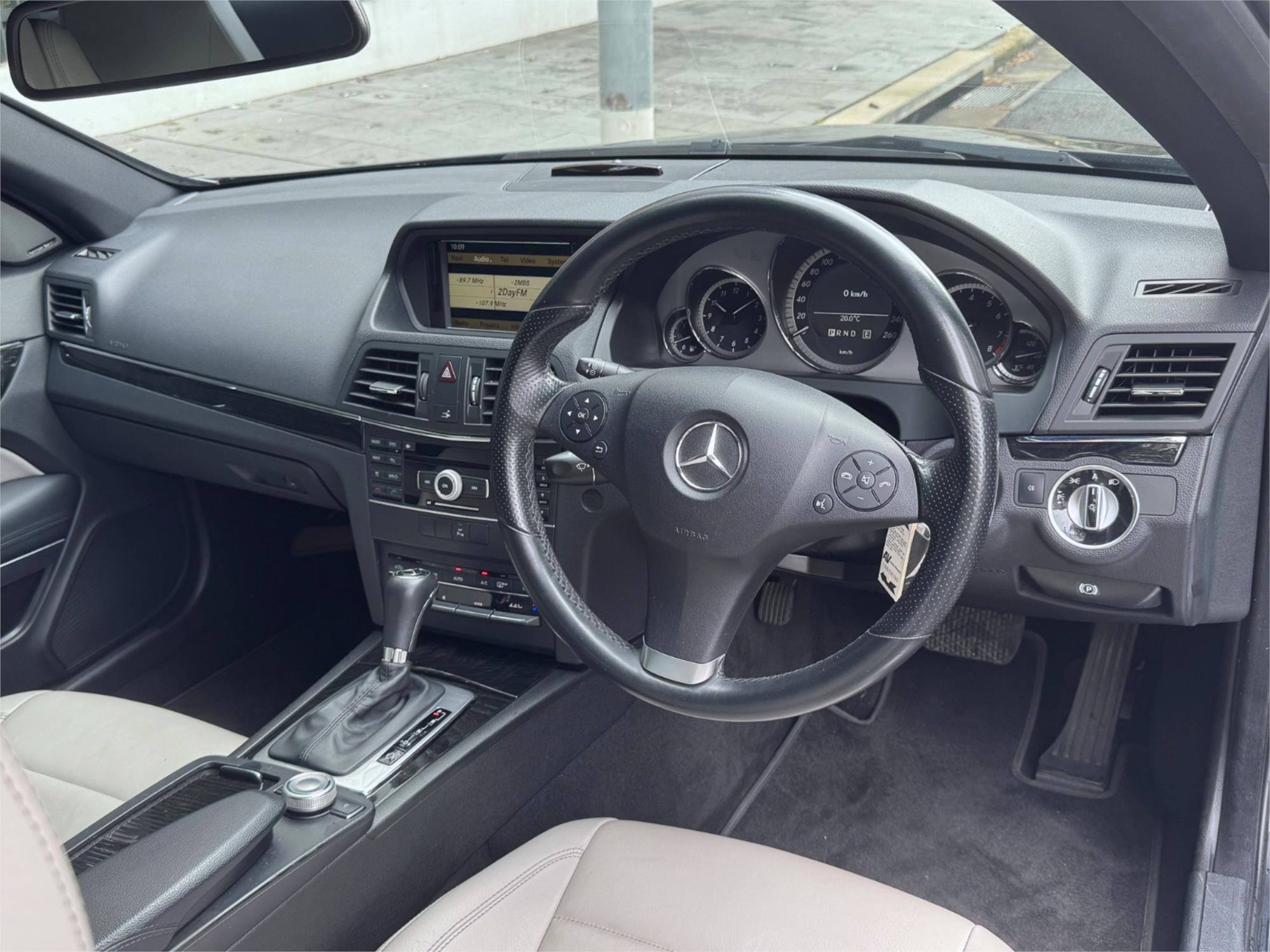 2010 MERCEDES-BENZ E350 207 AVANTGARDE 7 SP AUTOMATIC G-TRONIC SEDAN
