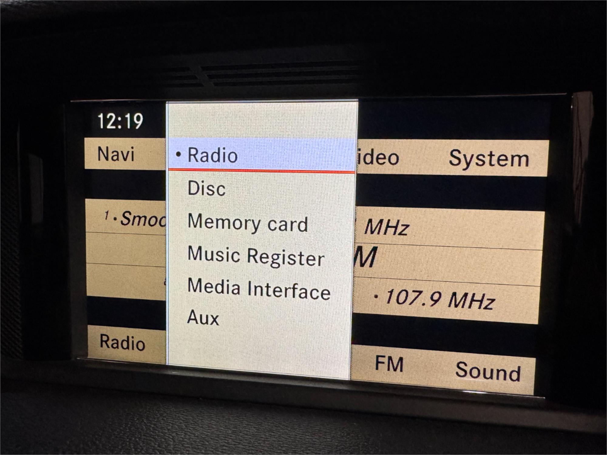 2010 MERCEDES-BENZ E350 207 AVANTGARDE 7 SP AUTOMATIC G-TRONIC SEDAN
