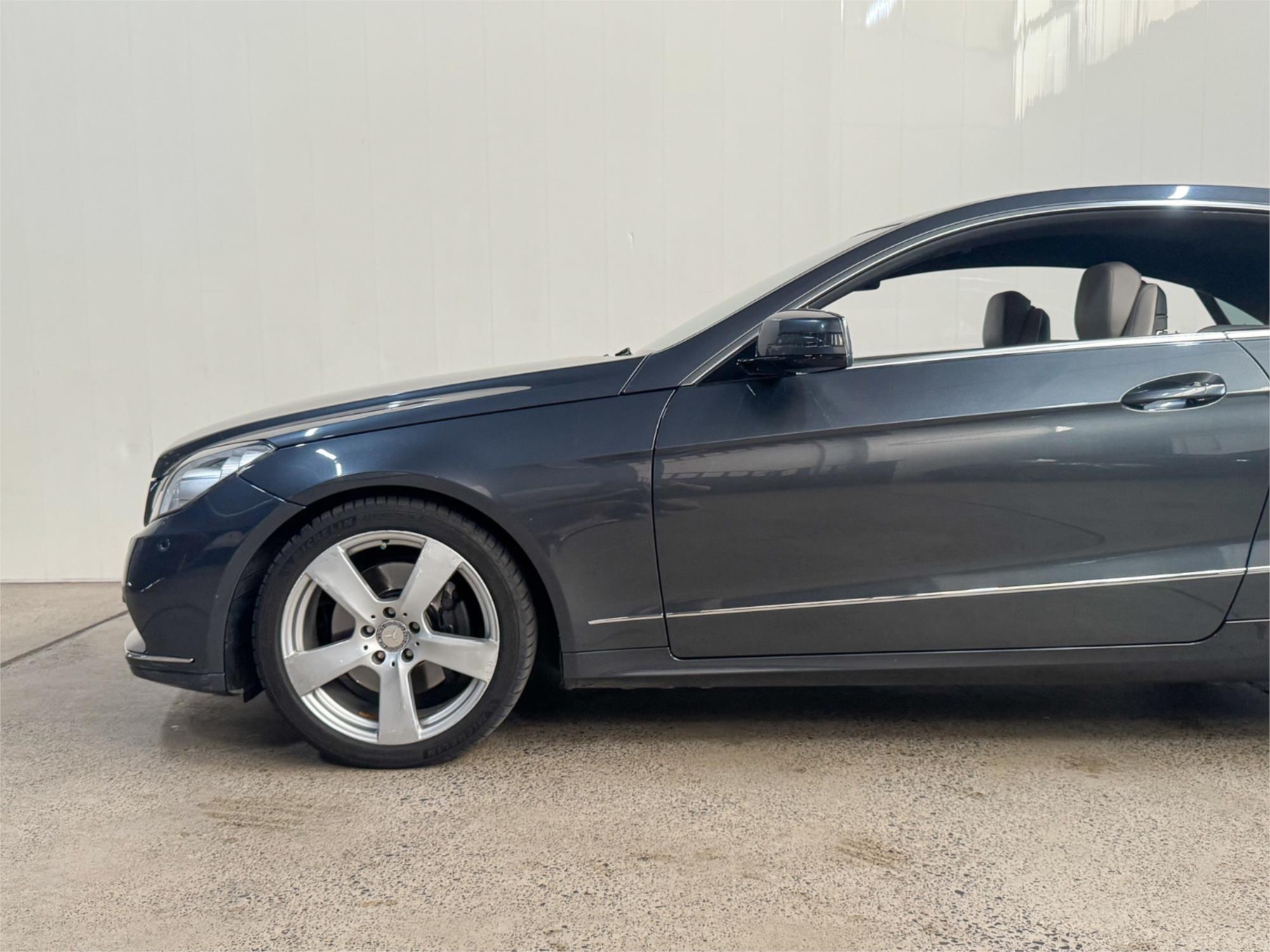 2010 MERCEDES-BENZ E350 207 AVANTGARDE 7 SP AUTOMATIC G-TRONIC SEDAN