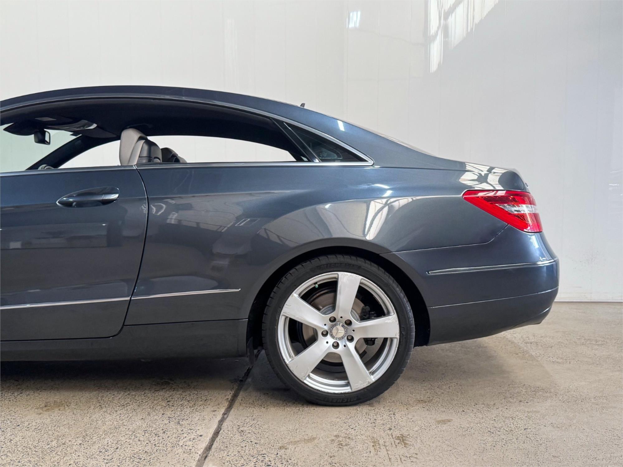 2010 MERCEDES-BENZ E350 207 AVANTGARDE 7 SP AUTOMATIC G-TRONIC SEDAN