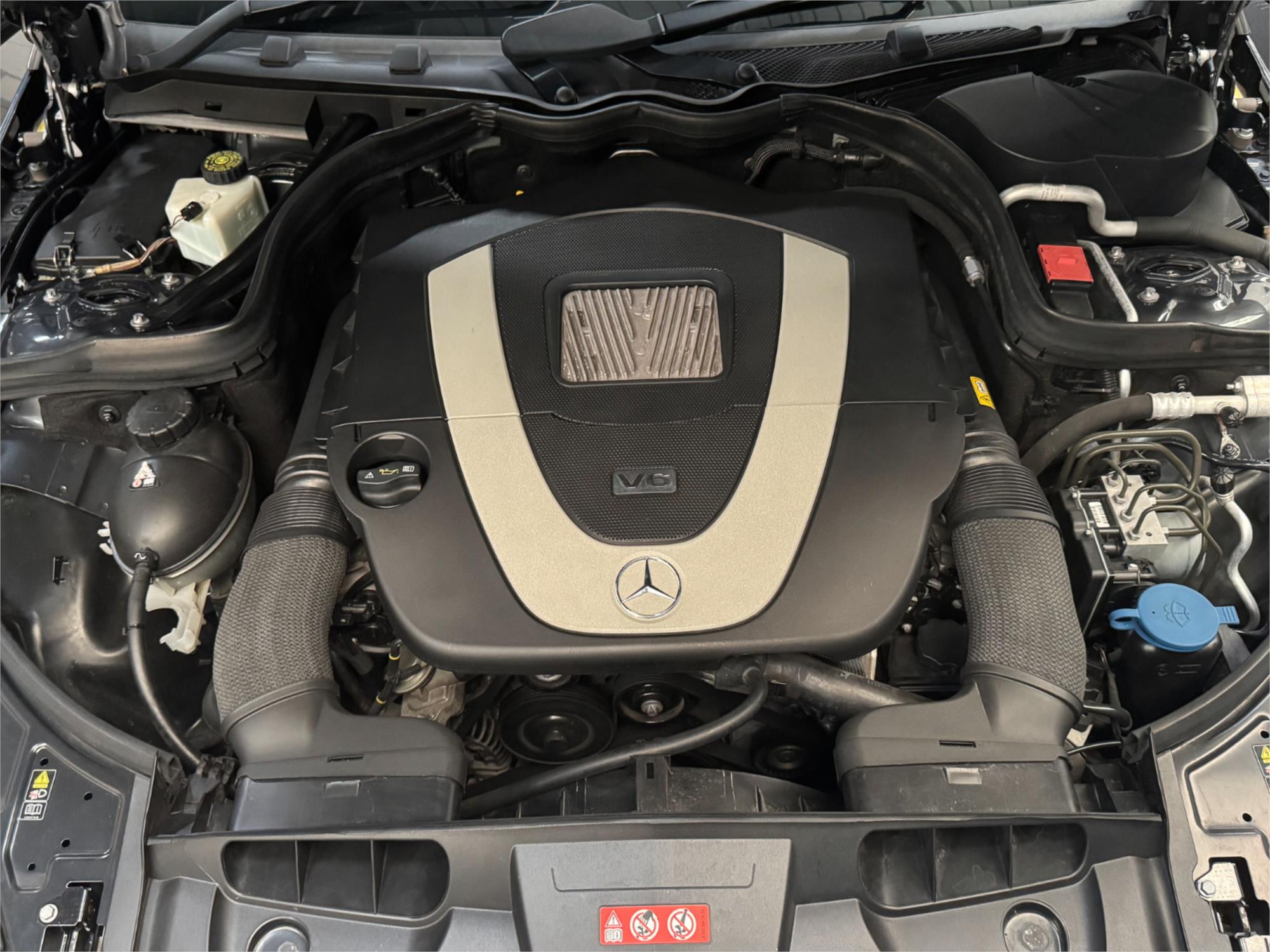 2010 MERCEDES-BENZ E350 207 AVANTGARDE 7 SP AUTOMATIC G-TRONIC SEDAN