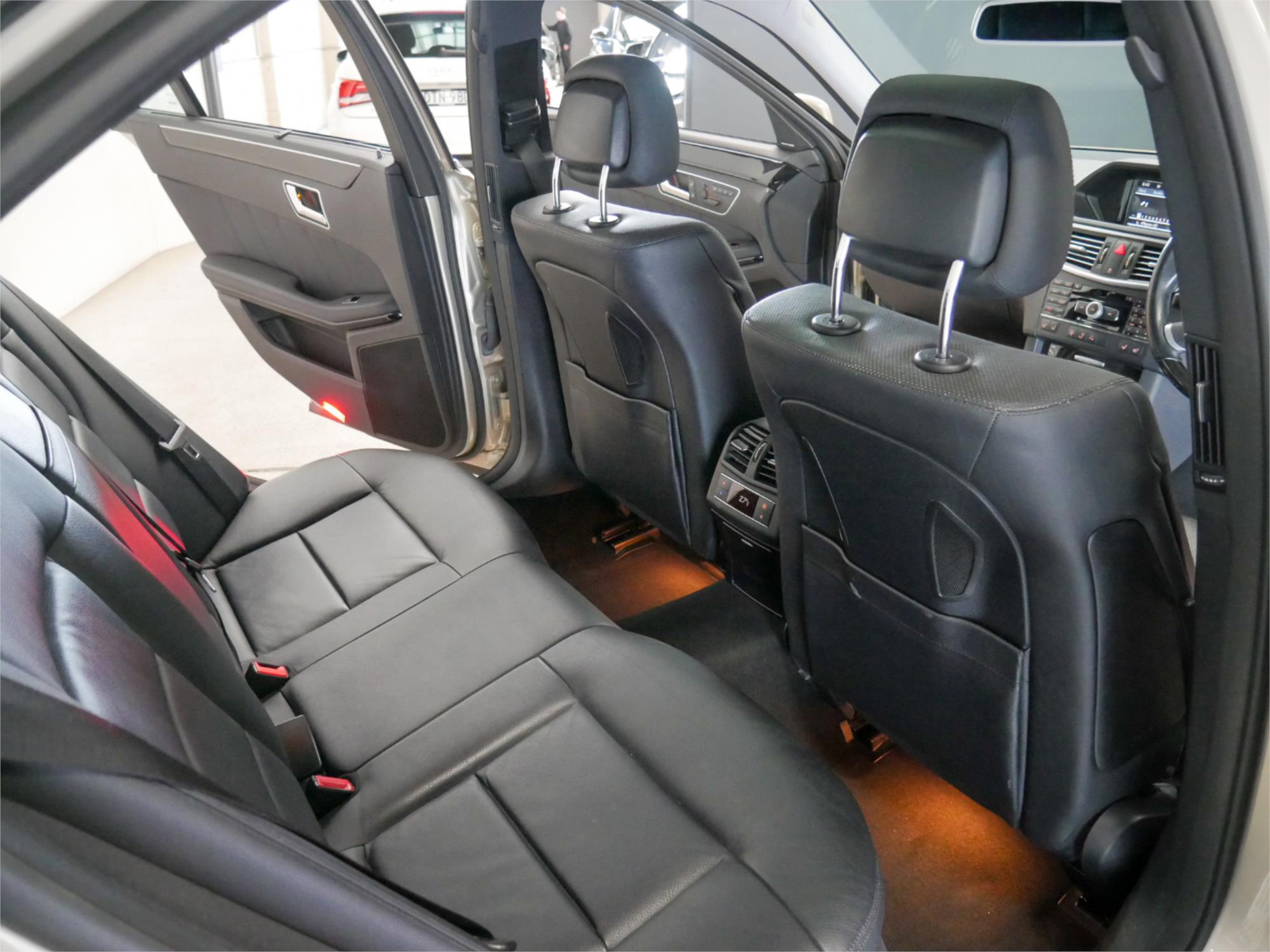 2009 MERCEDES-BENZ E500 212 AVANTGARDE 7 SP AUTOMATIC G-TRONIC 4D SEDAN