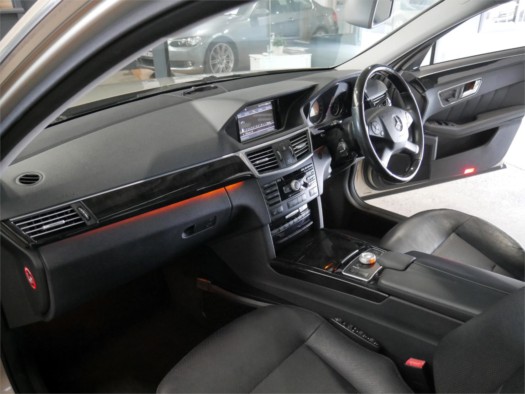 2009 MERCEDES-BENZ E500 212 AVANTGARDE 7 SP AUTOMATIC G-TRONIC 4D SEDAN
