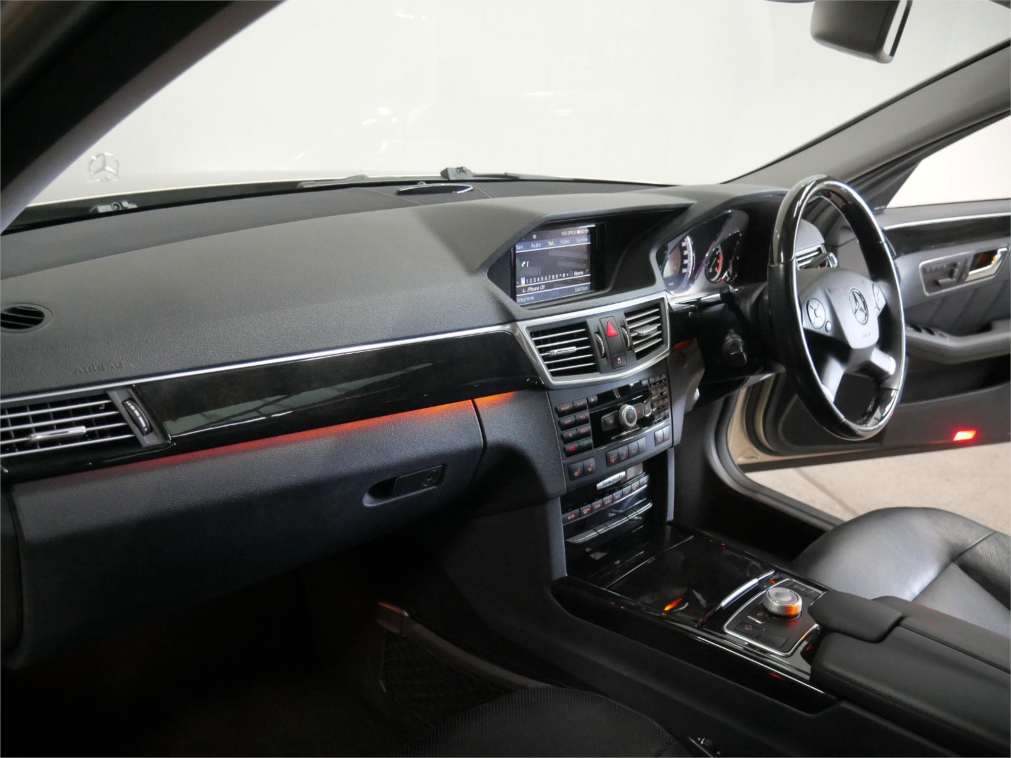 2009 MERCEDES-BENZ E500 212 AVANTGARDE 7 SP AUTOMATIC G-TRONIC 4D SEDAN