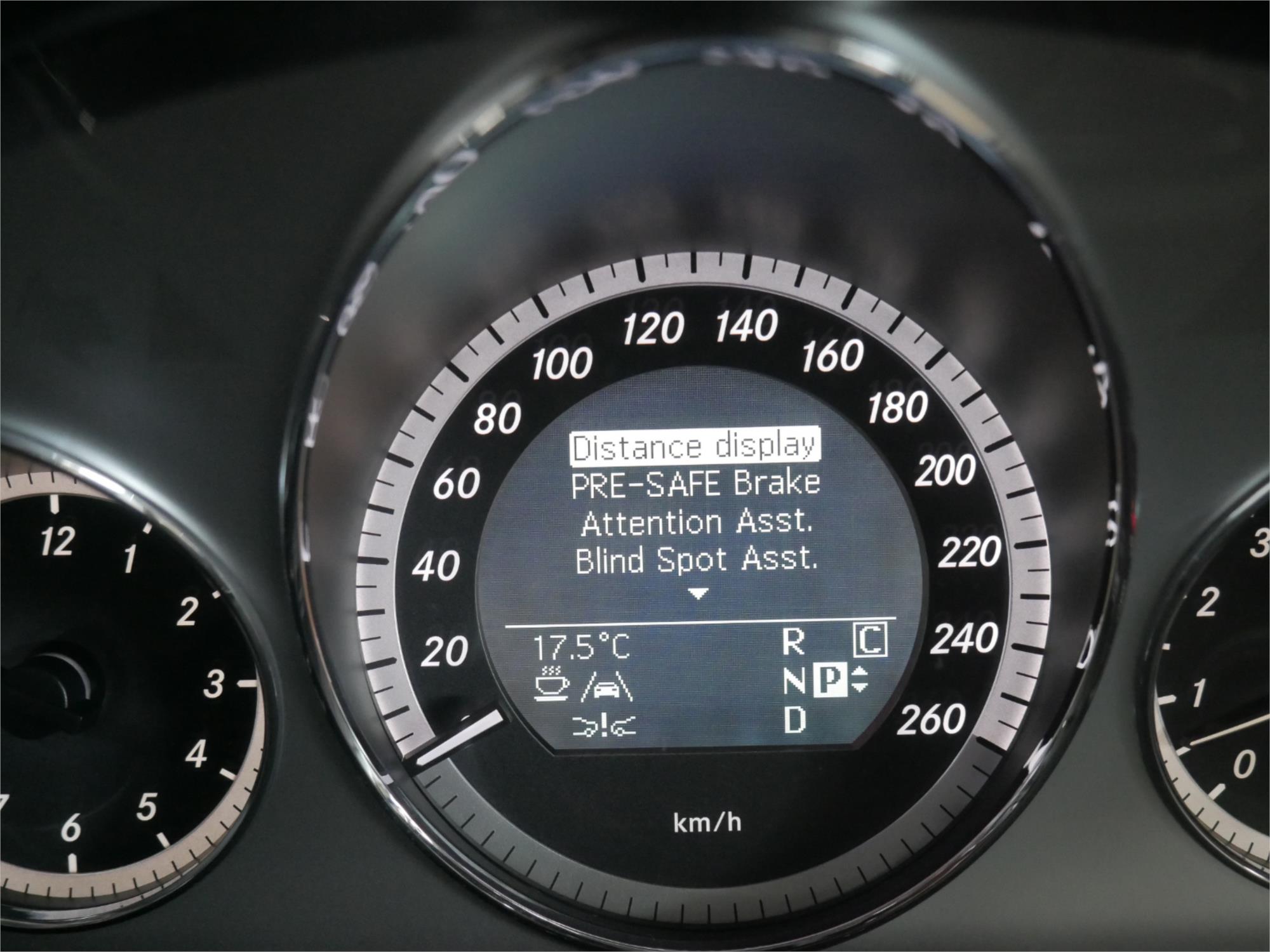 2009 MERCEDES-BENZ E500 212 AVANTGARDE 7 SP AUTOMATIC G-TRONIC 4D SEDAN
