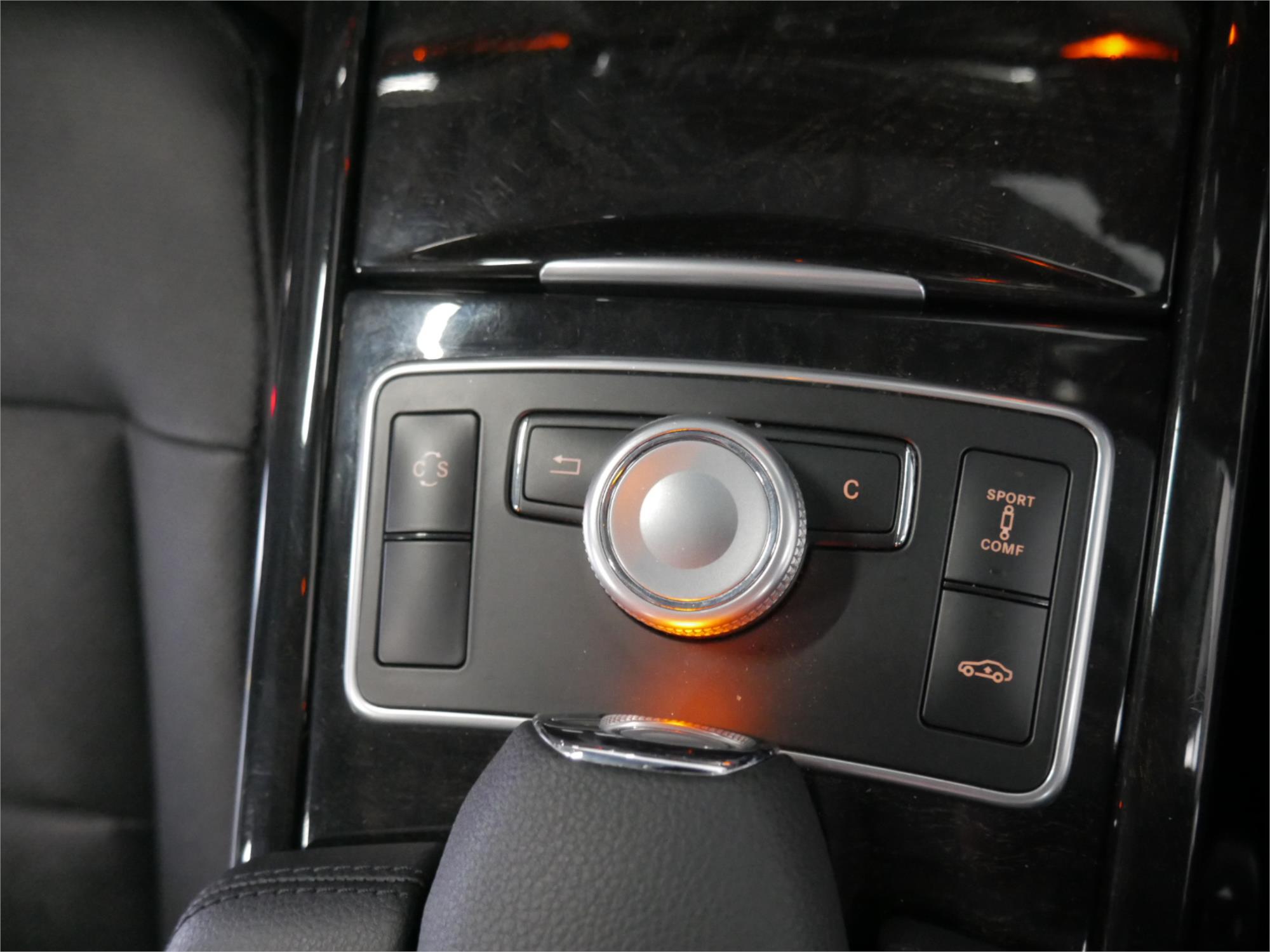 2009 MERCEDES-BENZ E500 212 AVANTGARDE 7 SP AUTOMATIC G-TRONIC 4D SEDAN