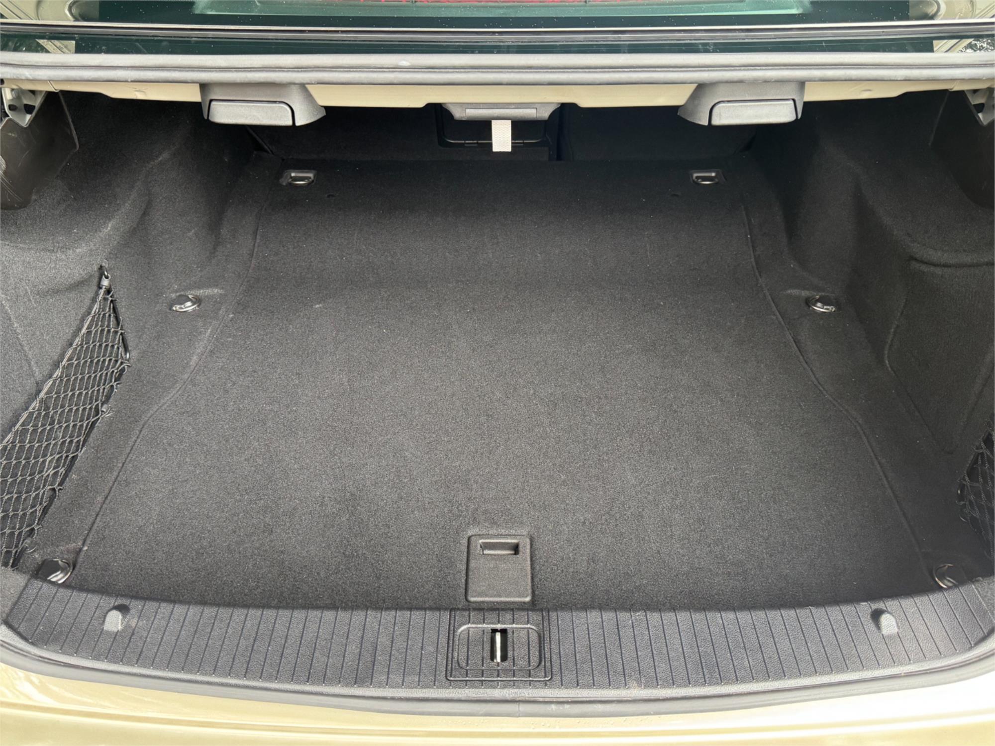 2009 MERCEDES-BENZ E500 212 AVANTGARDE 7 SP AUTOMATIC G-TRONIC 4D SEDAN