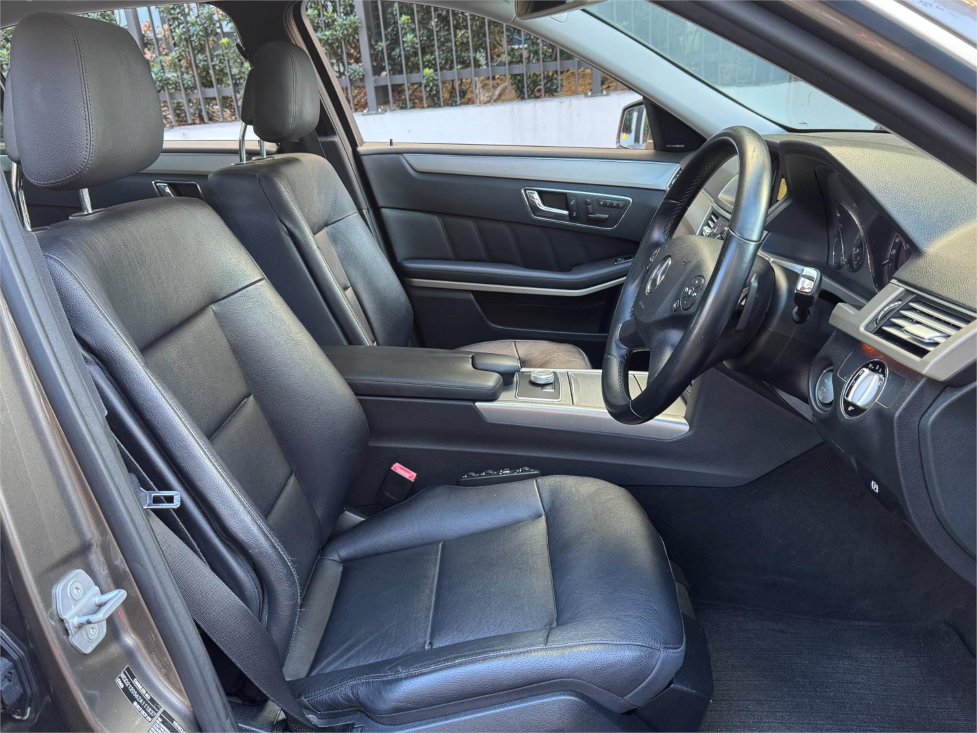 2010 MERCEDES-BENZ E350 212 AVANTGARDE 7 SP AUTOMATIC G-TRONIC 4D SEDAN