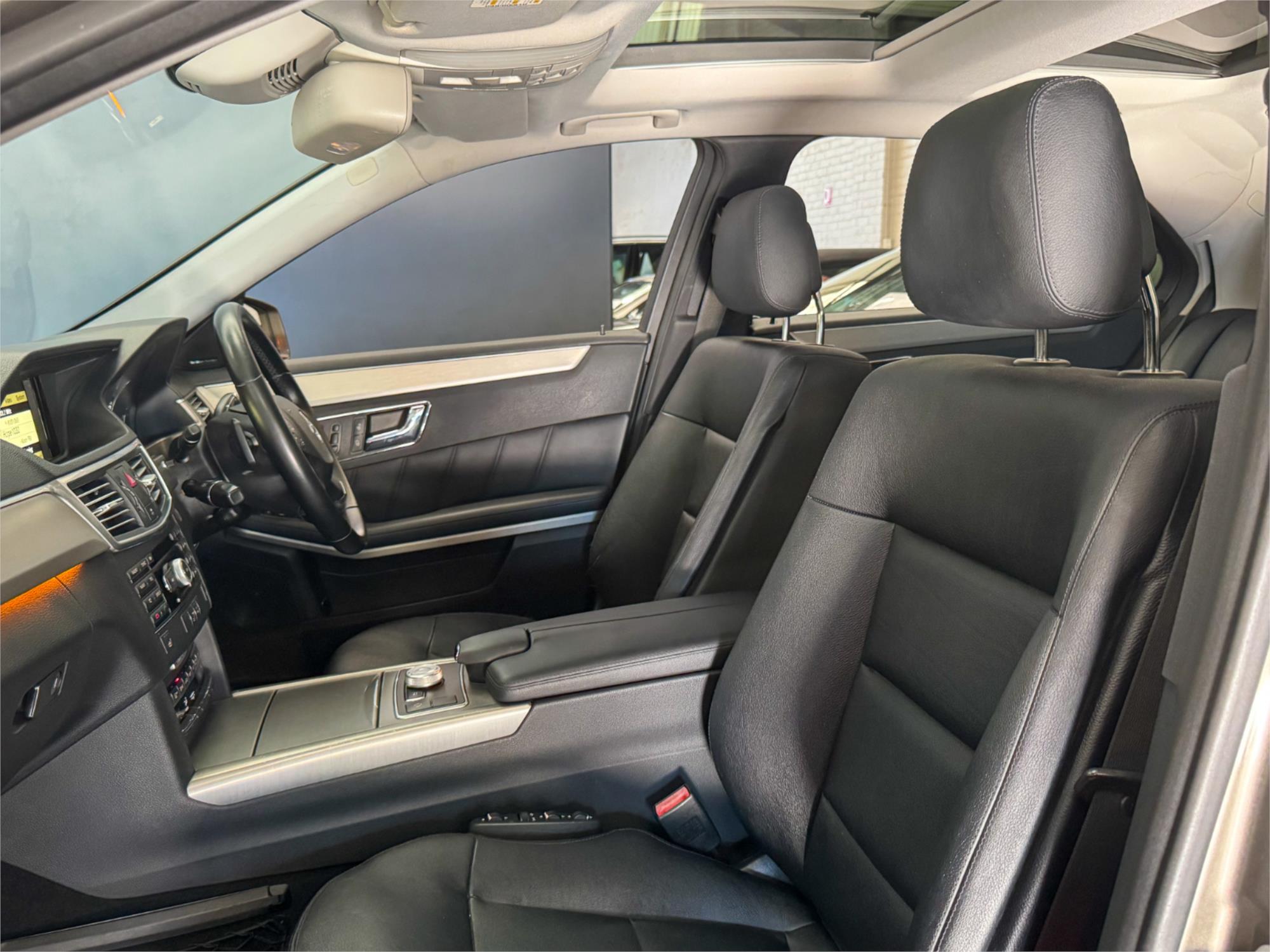 2010 MERCEDES-BENZ E350 212 AVANTGARDE 7 SP AUTOMATIC G-TRONIC 4D SEDAN