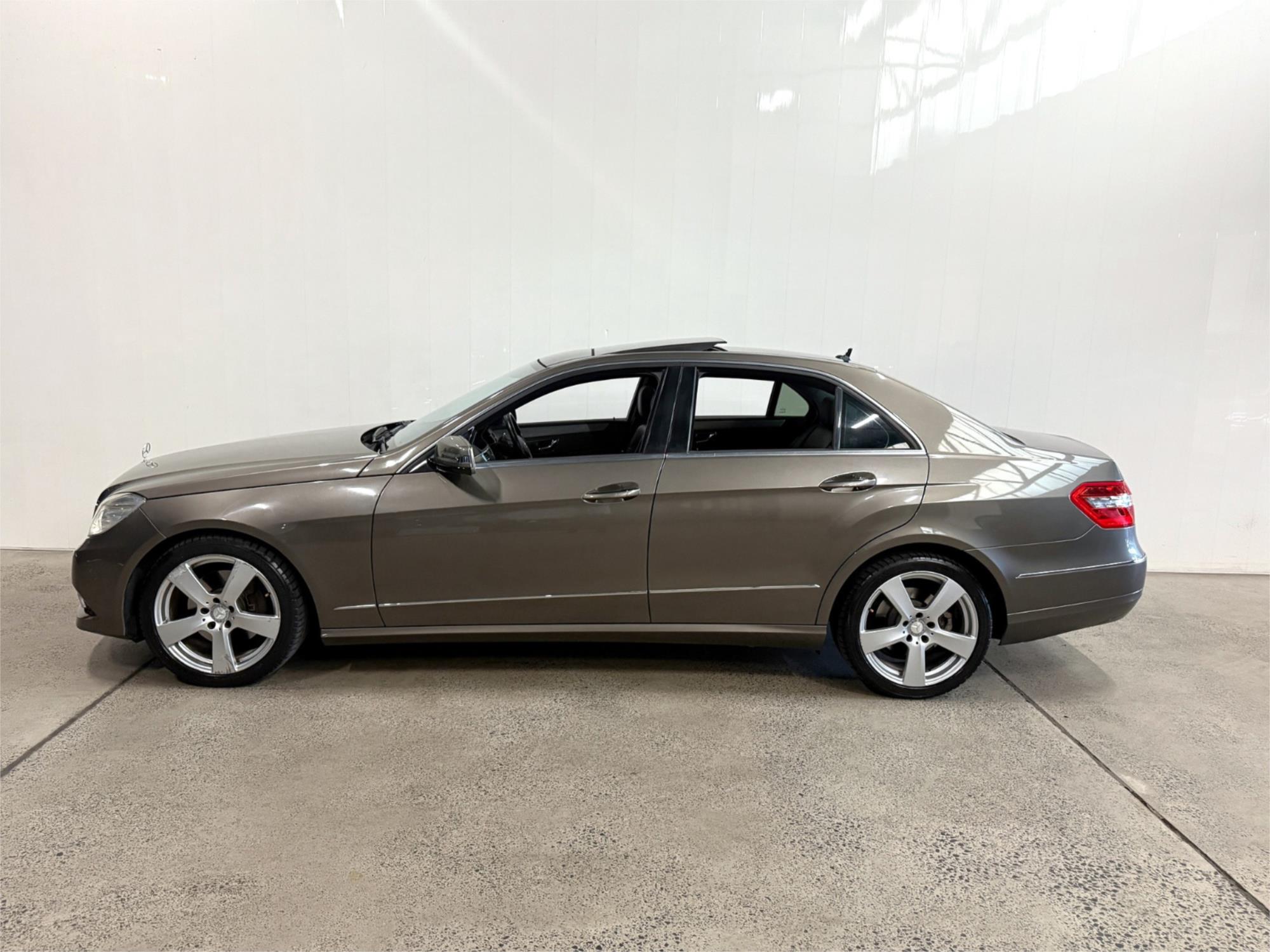 2010 MERCEDES-BENZ E350 212 AVANTGARDE 7 SP AUTOMATIC G-TRONIC 4D SEDAN