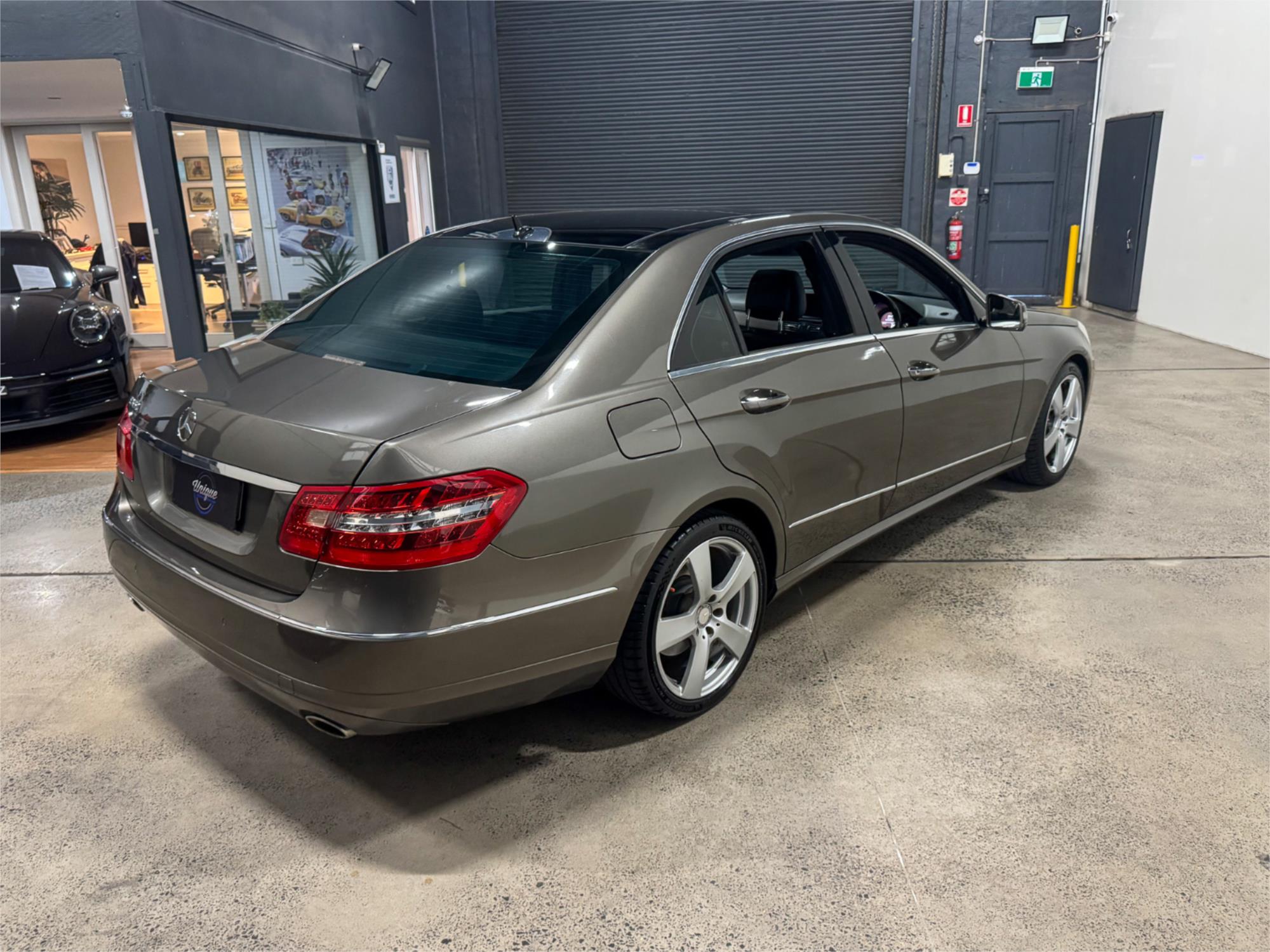 2010 MERCEDES-BENZ E350 212 AVANTGARDE 7 SP AUTOMATIC G-TRONIC 4D SEDAN