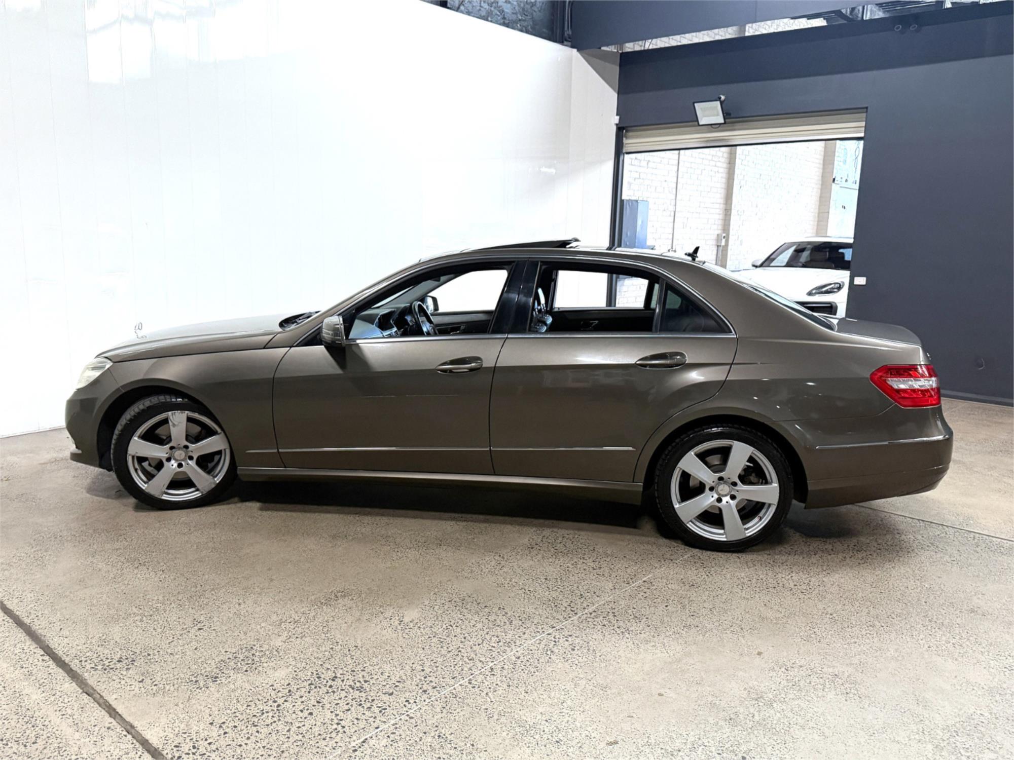 2010 MERCEDES-BENZ E350 212 AVANTGARDE 7 SP AUTOMATIC G-TRONIC 4D SEDAN
