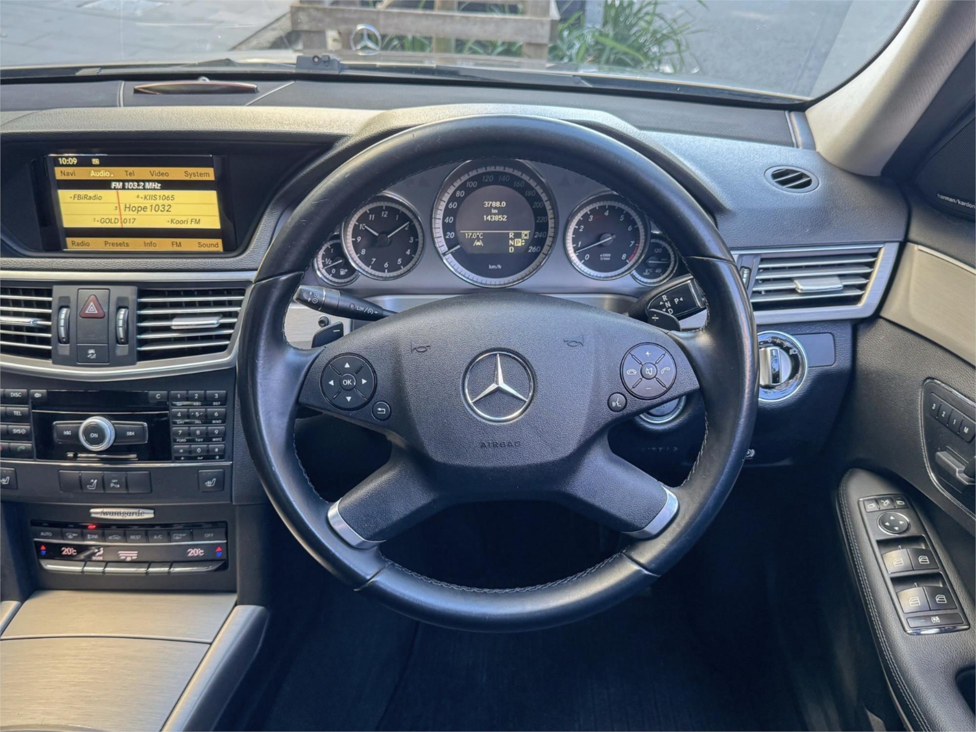2010 MERCEDES-BENZ E350 212 AVANTGARDE 7 SP AUTOMATIC G-TRONIC 4D SEDAN