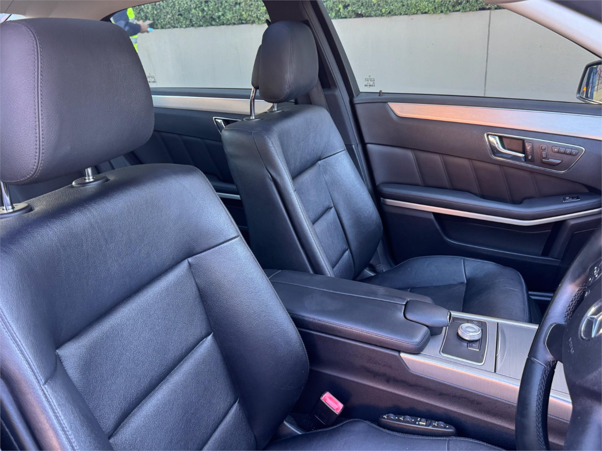 2010 MERCEDES-BENZ E350 212 AVANTGARDE 7 SP AUTOMATIC G-TRONIC 4D SEDAN