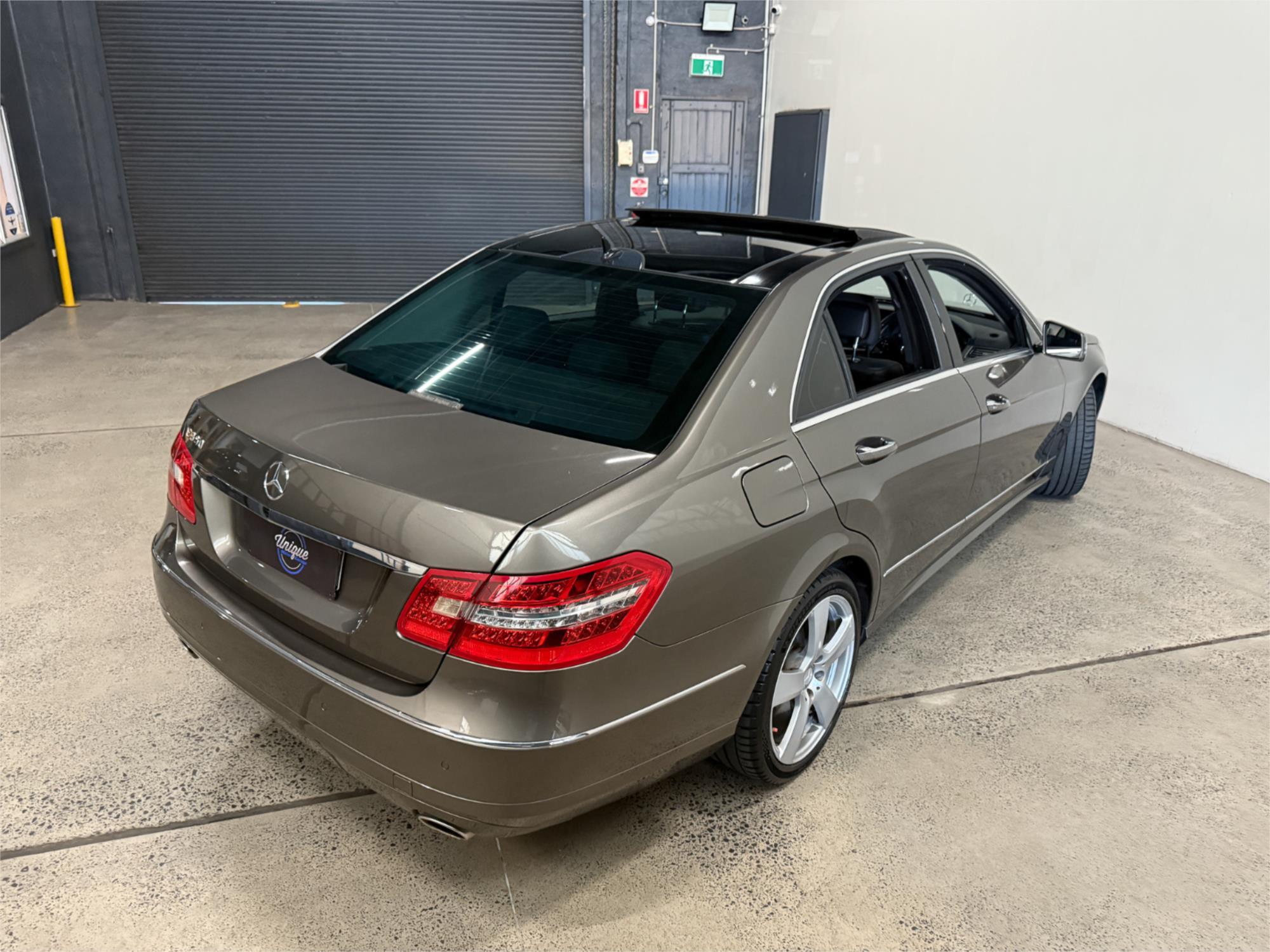 2010 MERCEDES-BENZ E350 212 AVANTGARDE 7 SP AUTOMATIC G-TRONIC 4D SEDAN