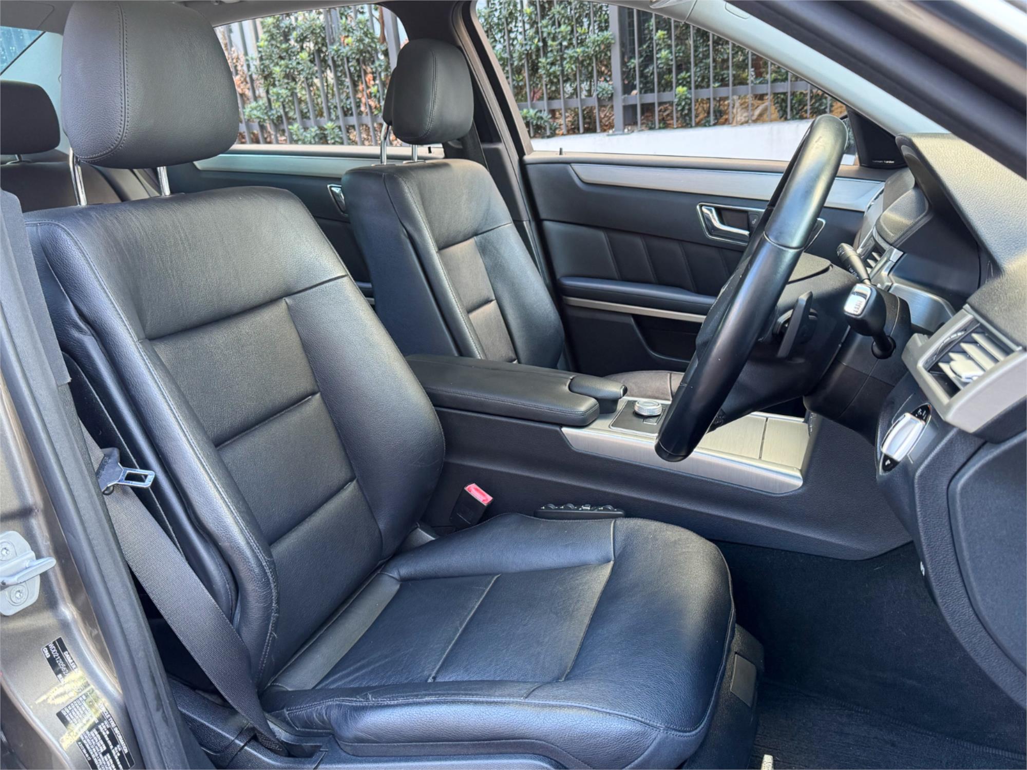 2010 MERCEDES-BENZ E350 212 AVANTGARDE 7 SP AUTOMATIC G-TRONIC 4D SEDAN