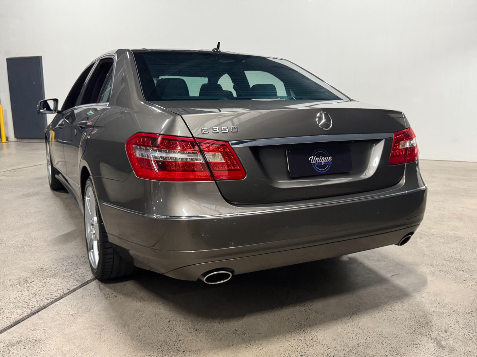 2010 MERCEDES-BENZ E350 212 AVANTGARDE 7 SP AUTOMATIC G-TRONIC 4D SEDAN