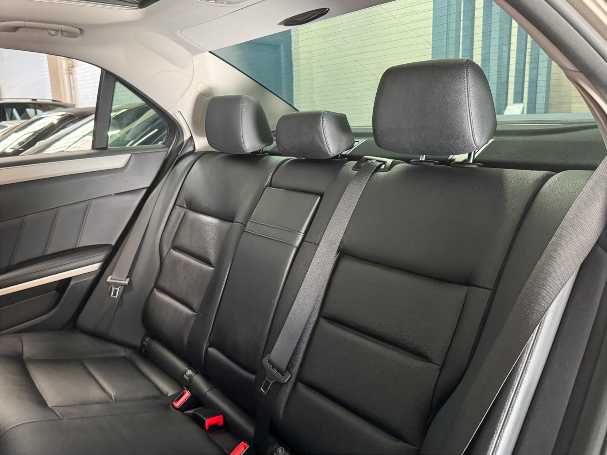 2010 MERCEDES-BENZ E350 212 AVANTGARDE 7 SP AUTOMATIC G-TRONIC 4D SEDAN