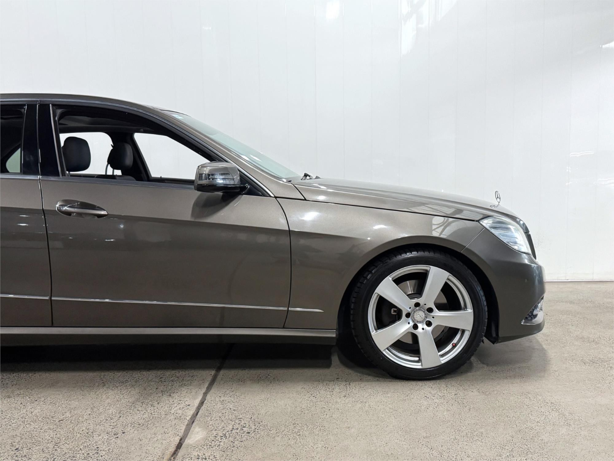 2010 MERCEDES-BENZ E350 212 AVANTGARDE 7 SP AUTOMATIC G-TRONIC 4D SEDAN