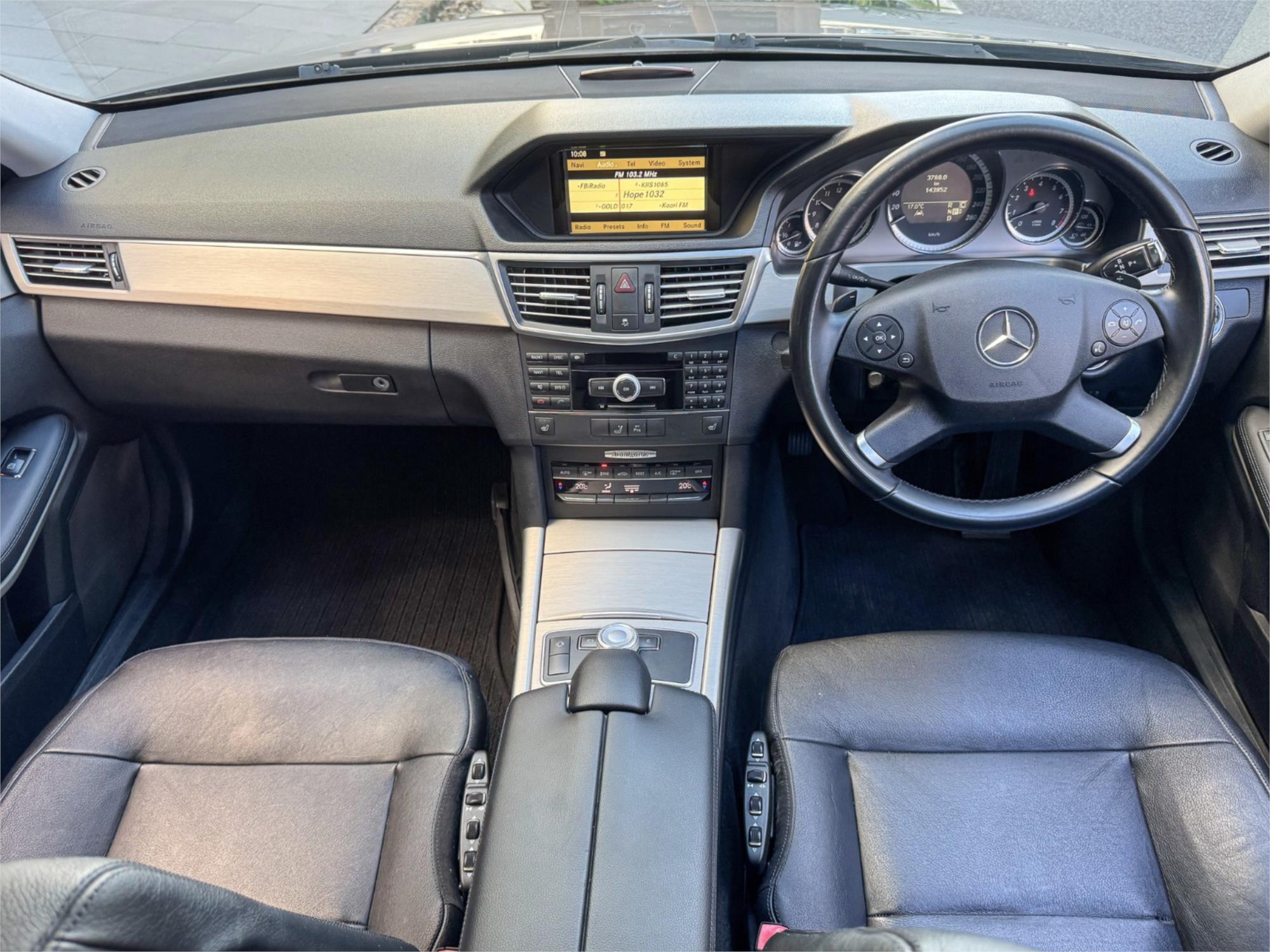 2010 MERCEDES-BENZ E350 212 AVANTGARDE 7 SP AUTOMATIC G-TRONIC 4D SEDAN