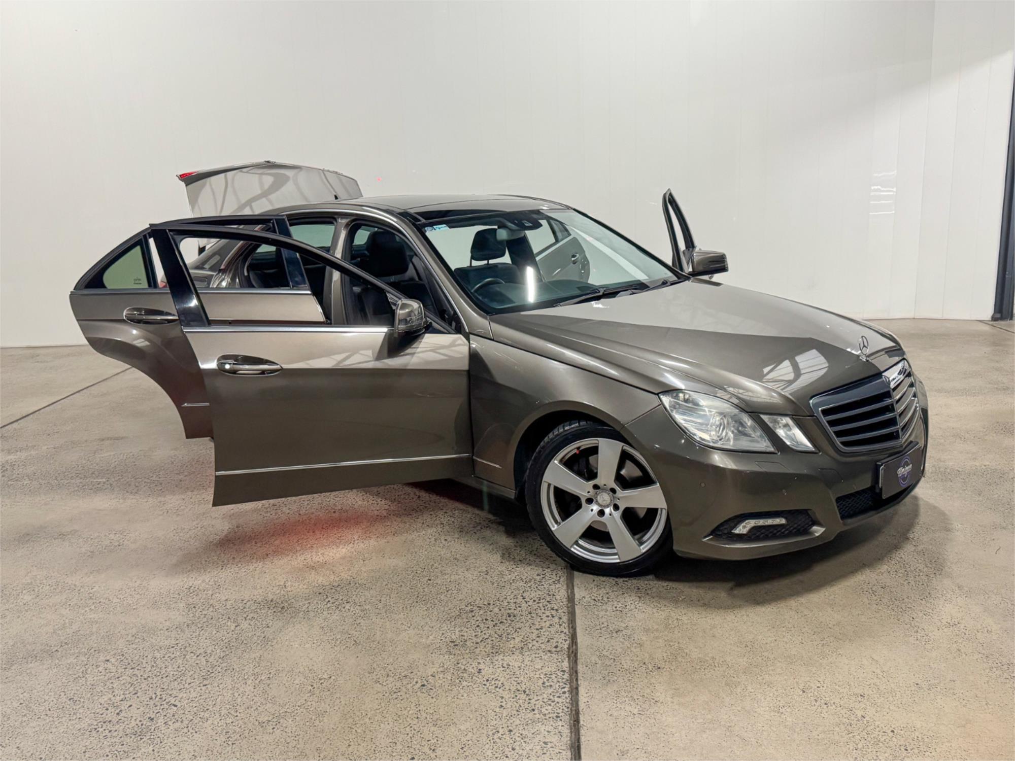 2010 MERCEDES-BENZ E350 212 AVANTGARDE 7 SP AUTOMATIC G-TRONIC 4D SEDAN