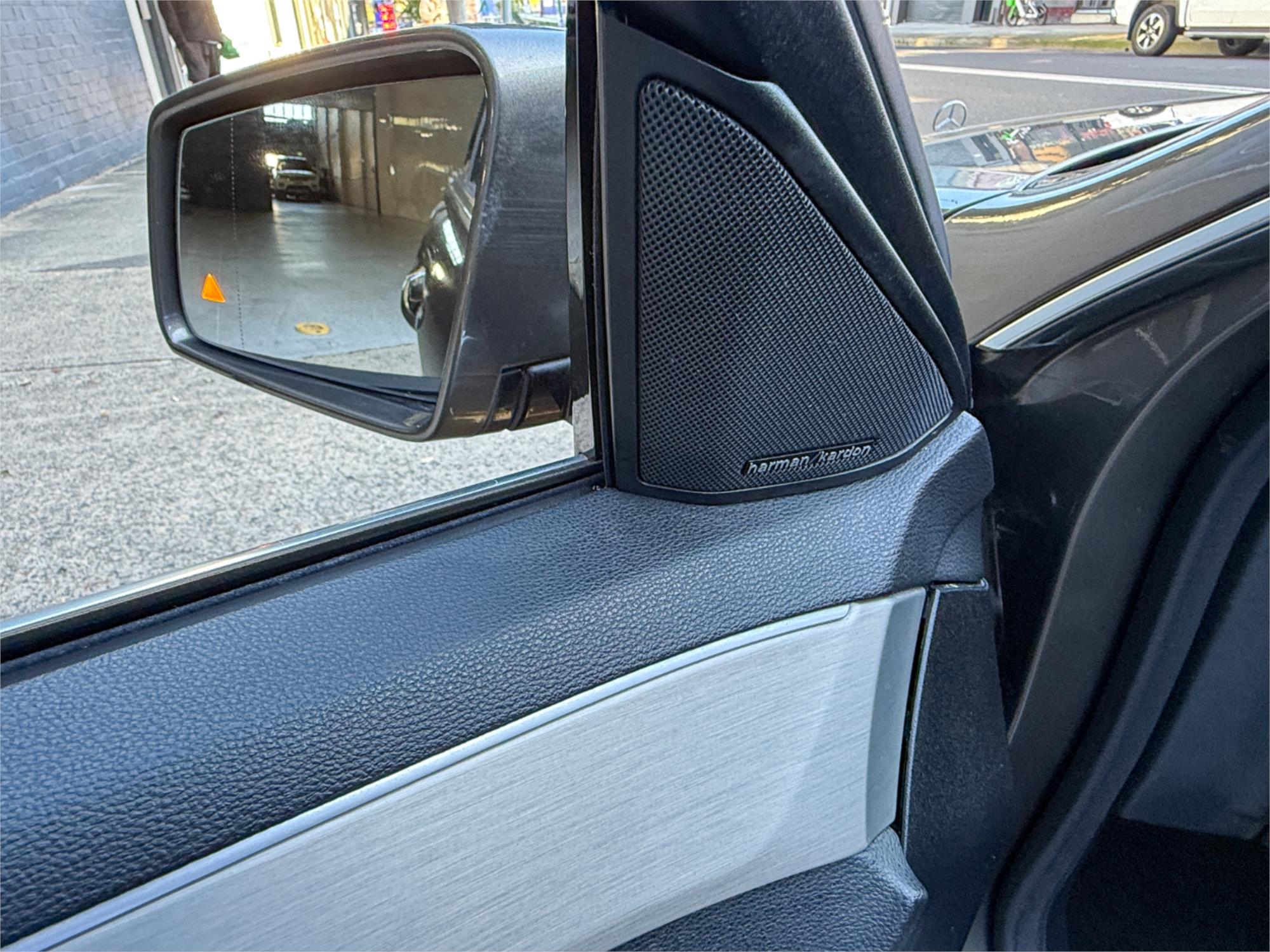 2010 MERCEDES-BENZ E350 212 AVANTGARDE 7 SP AUTOMATIC G-TRONIC 4D SEDAN