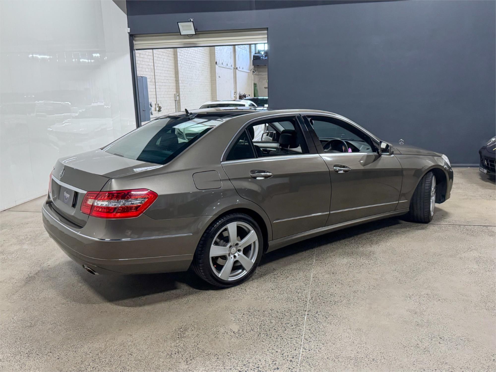 2010 MERCEDES-BENZ E350 212 AVANTGARDE 7 SP AUTOMATIC G-TRONIC 4D SEDAN
