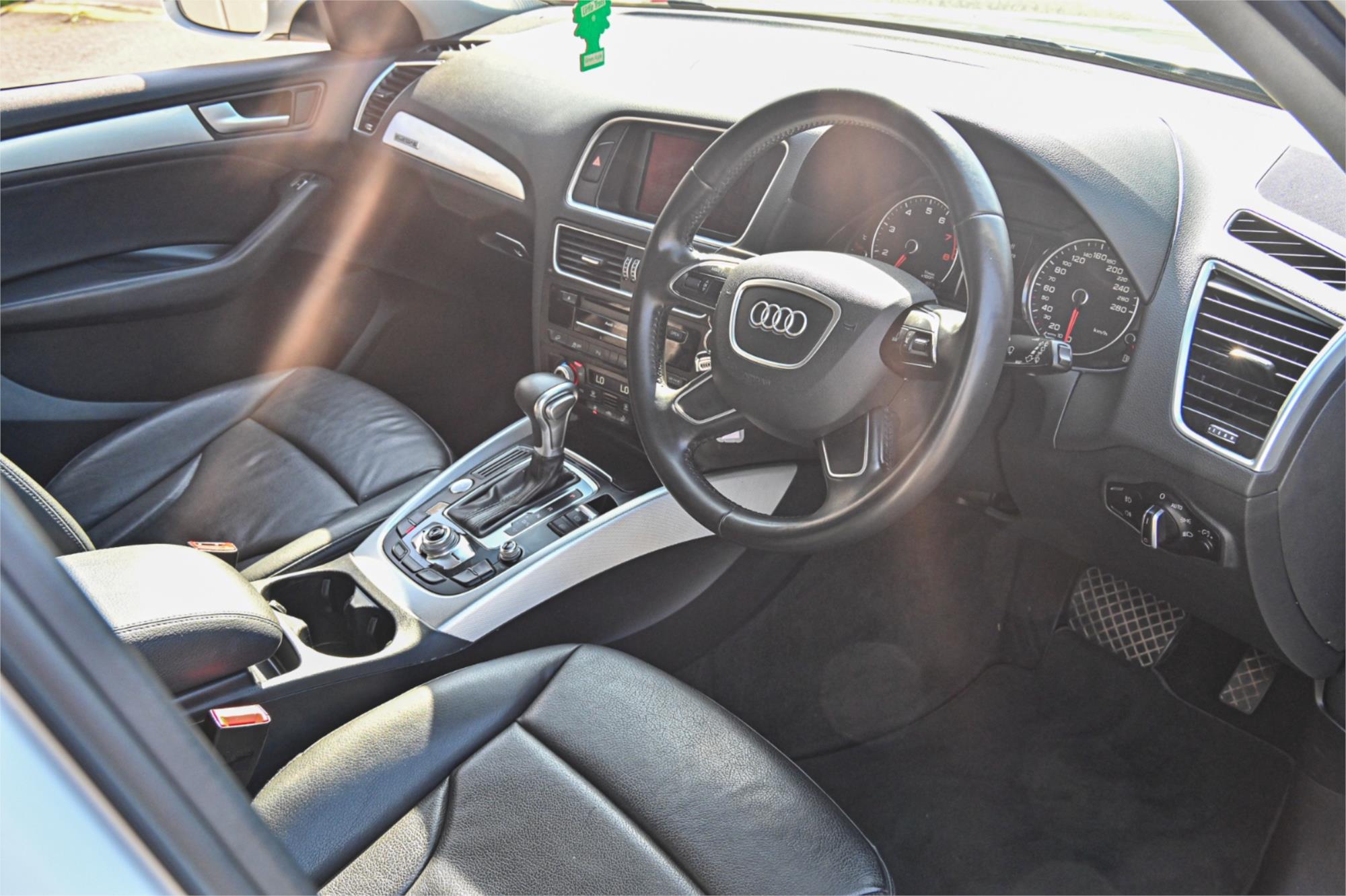 2013 AUDI Q5 8R MY13 2.0 TFSI QUATTRO 8 SP AUTOMATIC 4D WAGON