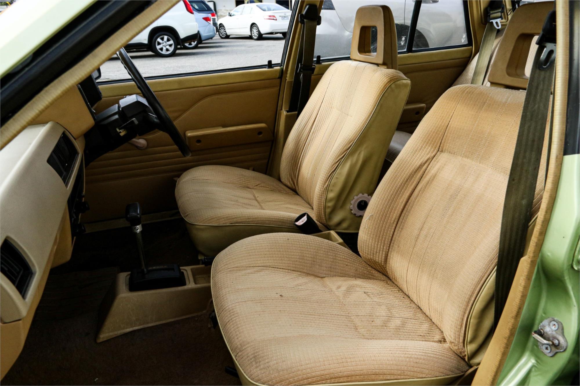 1986 NISSAN PULSAR N12 GL AUTOMATIC SEDAN