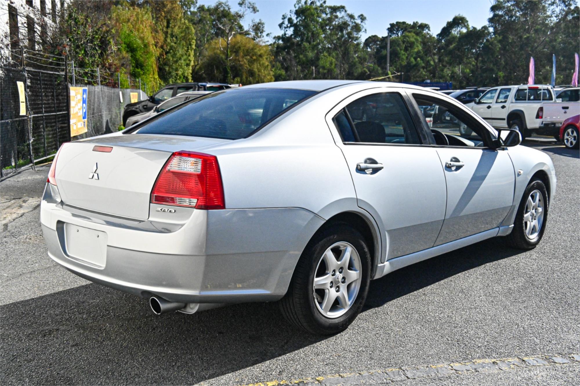 2005 MITSUBISHI 380 DB 5 SP AUTO SPORTS MODE 4D SEDAN