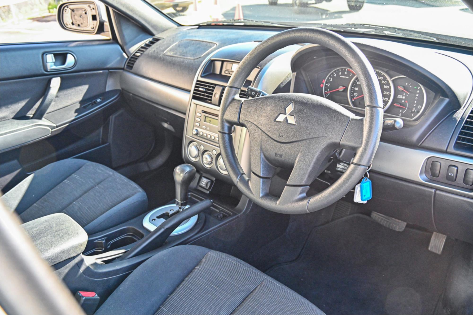 2005 MITSUBISHI 380 DB 5 SP AUTO SPORTS MODE 4D SEDAN