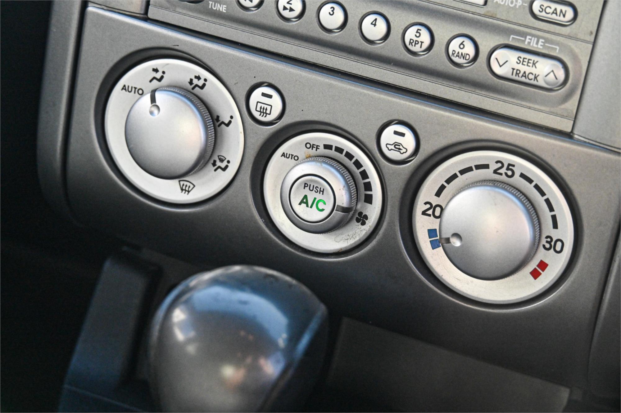 2005 MITSUBISHI 380 DB 5 SP AUTO SPORTS MODE 4D SEDAN