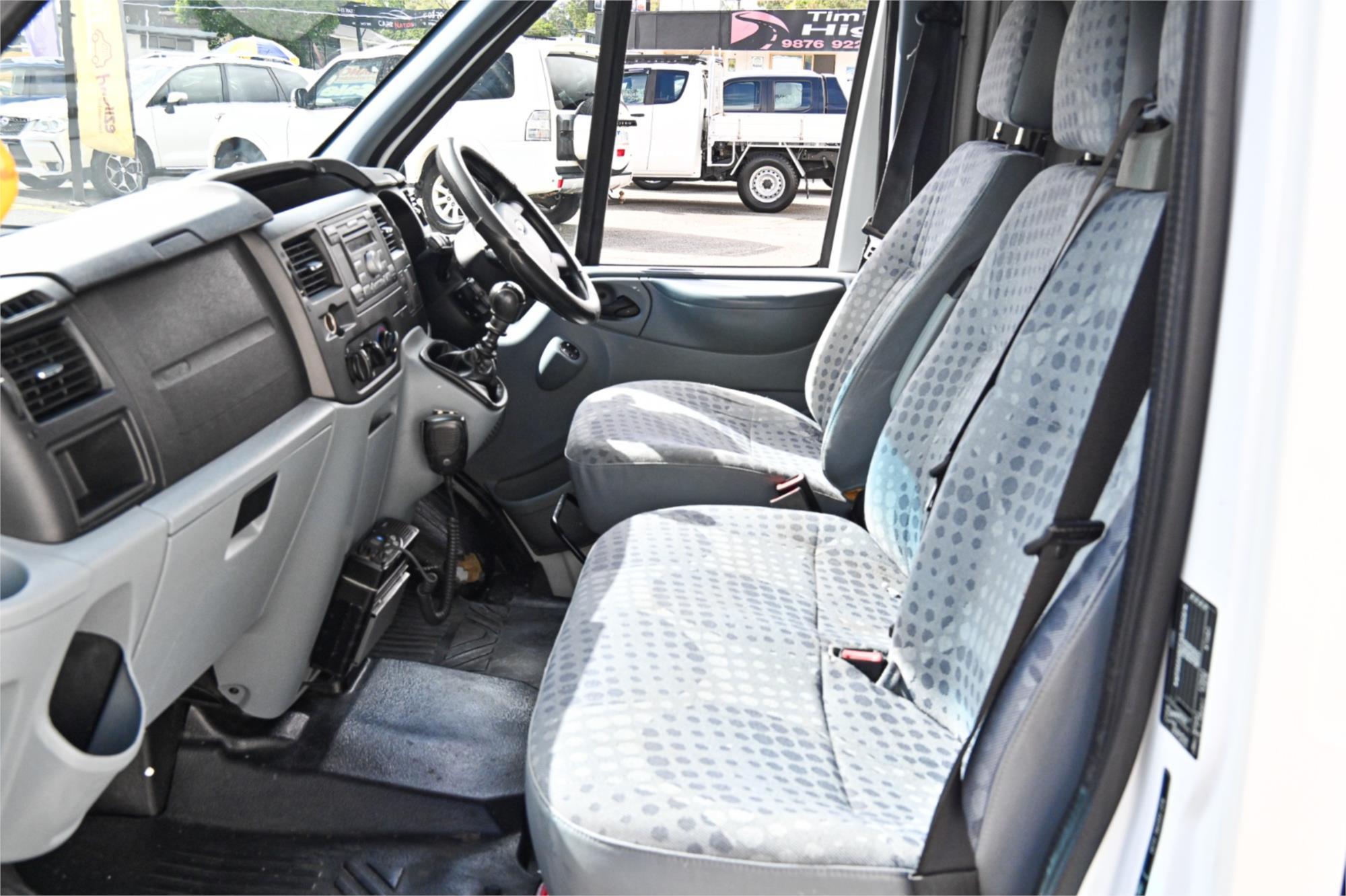2013 FORD TRANSIT CUSTOM VN 290S (SWB) 6 SP MANUAL 3D VAN