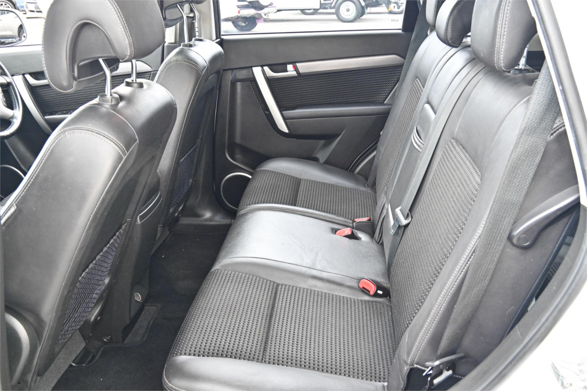 2013 HOLDEN CAPTIVA CG MY12 7 CX (4x4) 6 SP AUTOMATIC 4D WAGON