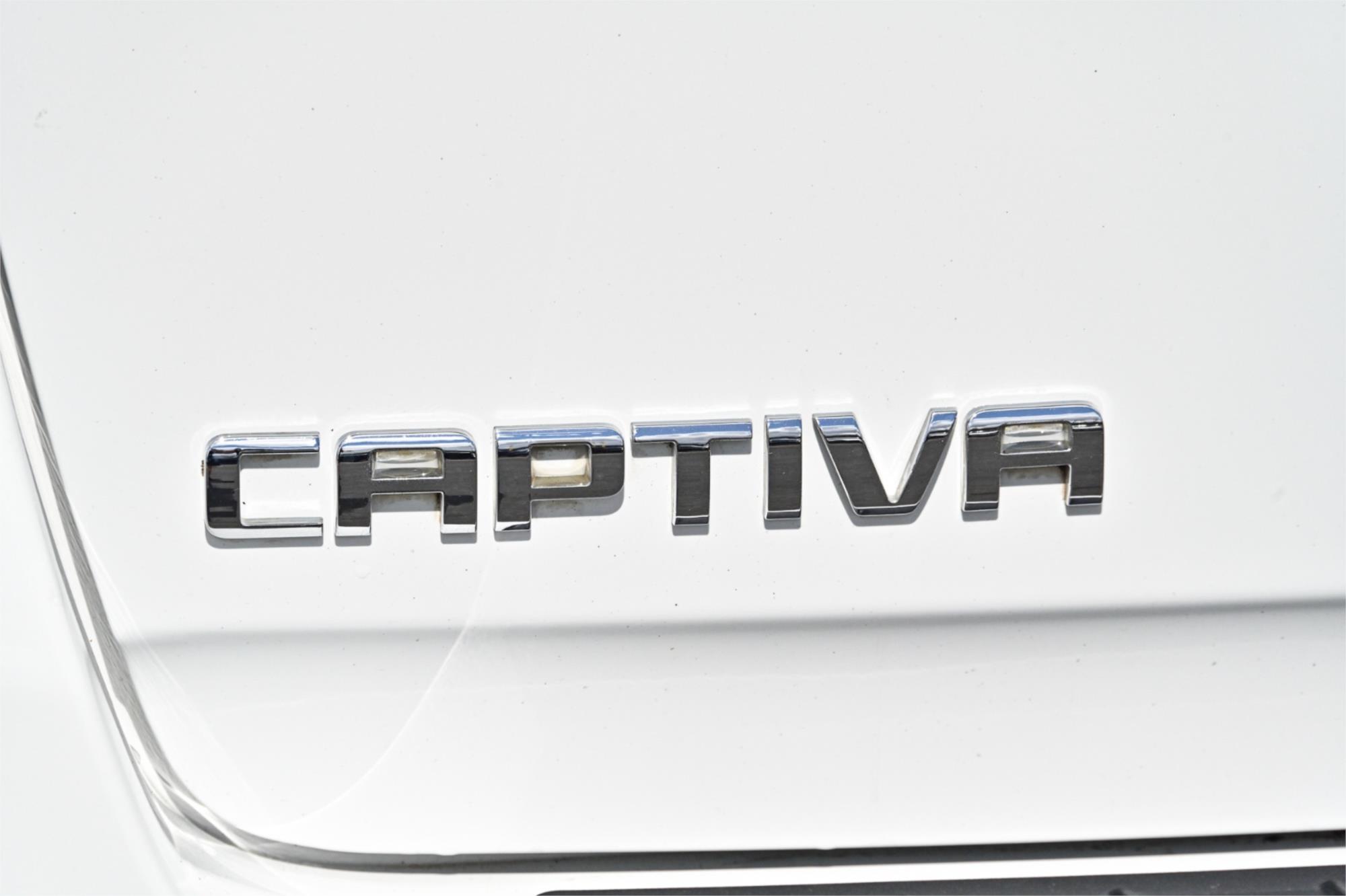 2013 HOLDEN CAPTIVA CG MY12 7 CX (4x4) 6 SP AUTOMATIC 4D WAGON