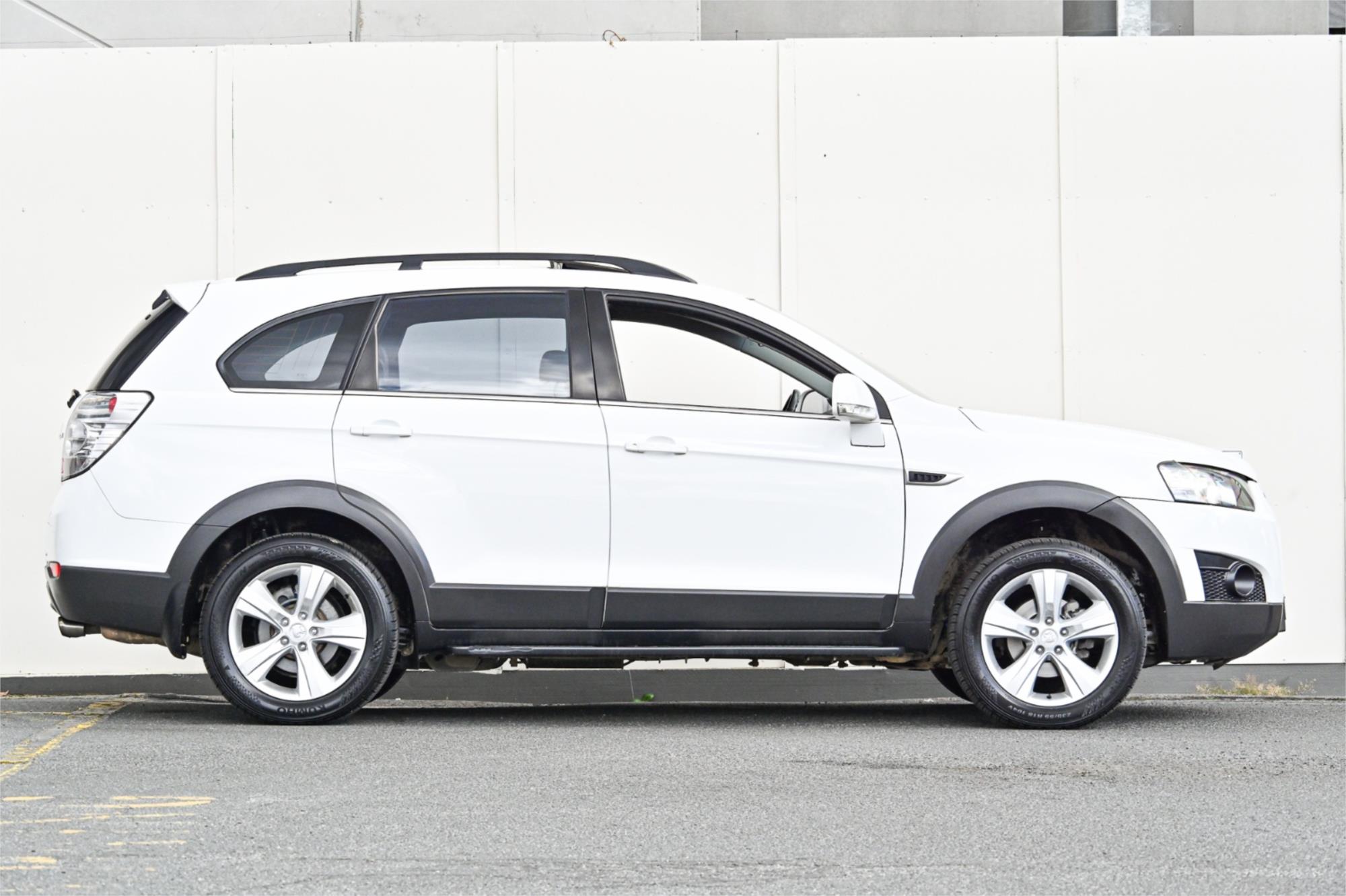 2013 HOLDEN CAPTIVA CG MY12 7 CX (4x4) 6 SP AUTOMATIC 4D WAGON