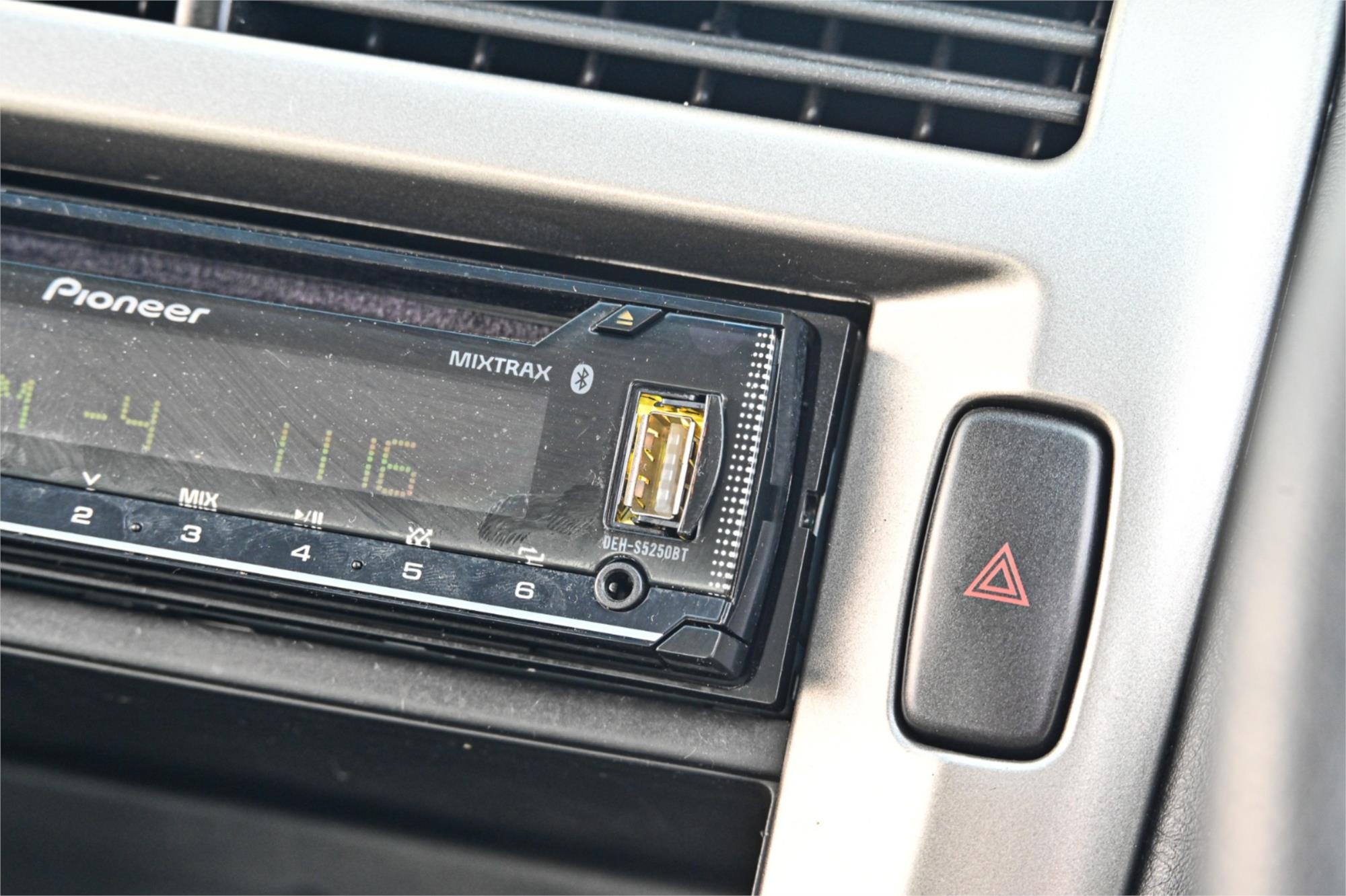 2005 MITSUBISHI MAGNA TW SERIES II ES 4 SP AUTO SPORTS MODE 4D SEDAN