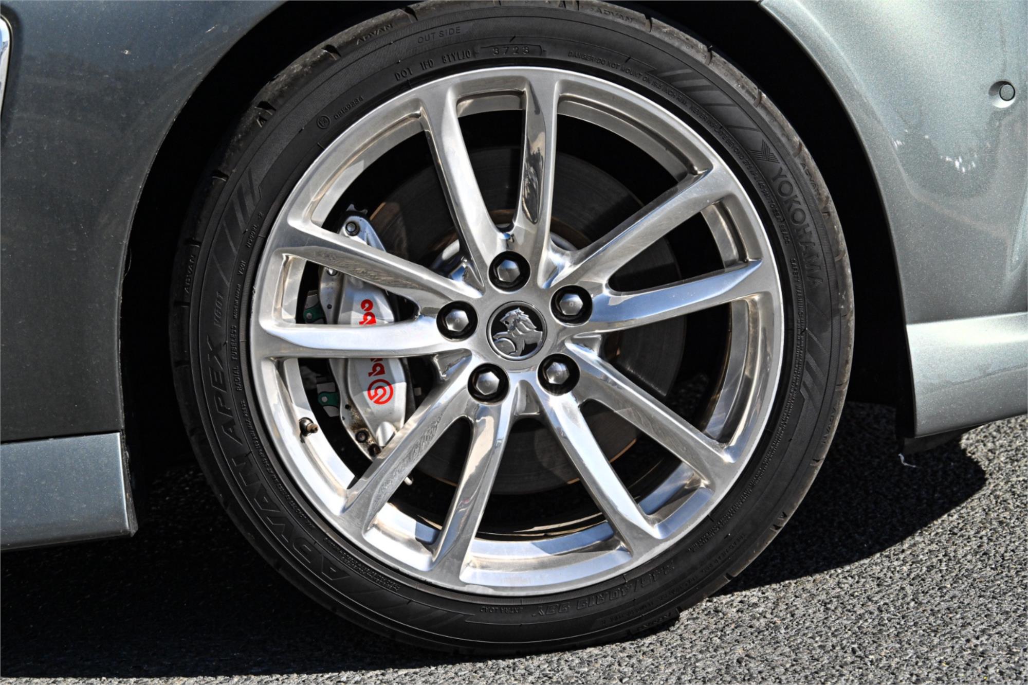 2013 HOLDEN COMMODORE VF SS-V 6 SP MANUAL 4D SEDAN