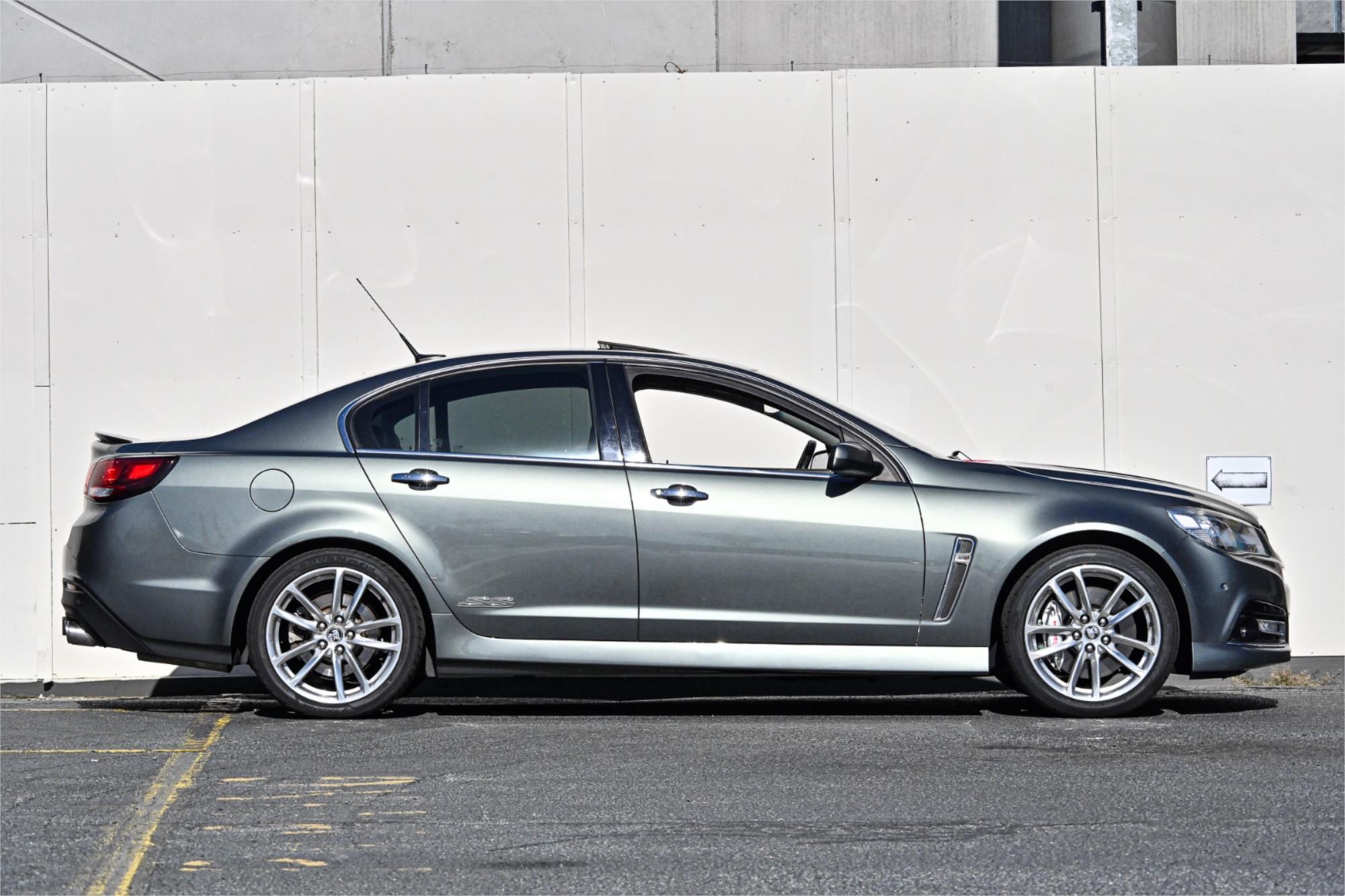 2013 HOLDEN COMMODORE VF SS-V 6 SP MANUAL 4D SEDAN