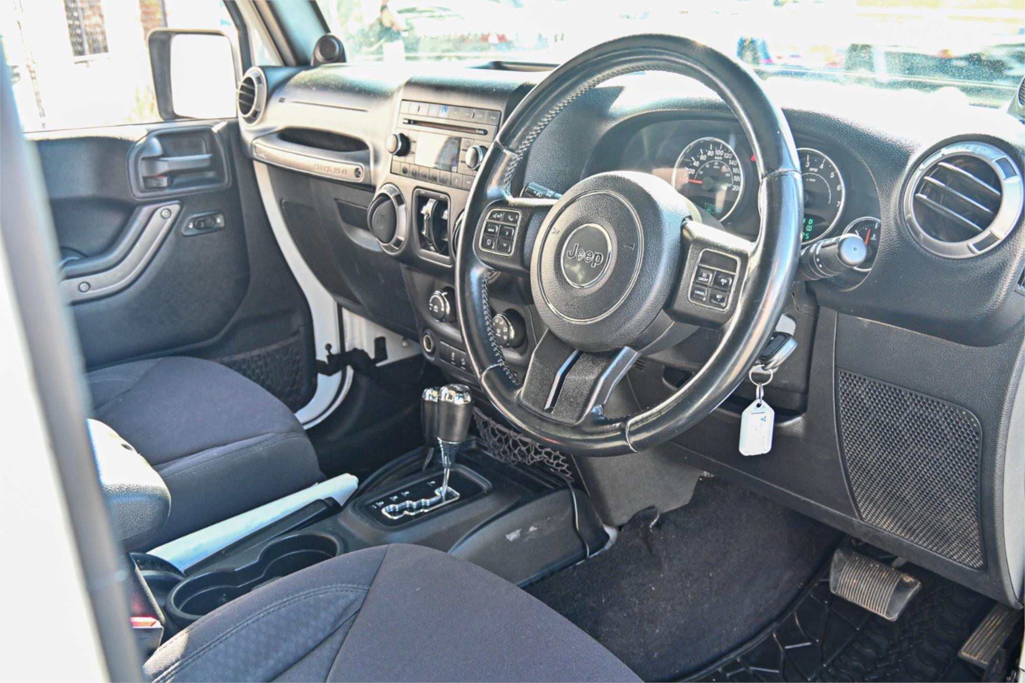 2012 JEEP WRANGLER JK UNLIMITED AUTOMATIC SOFT TOP