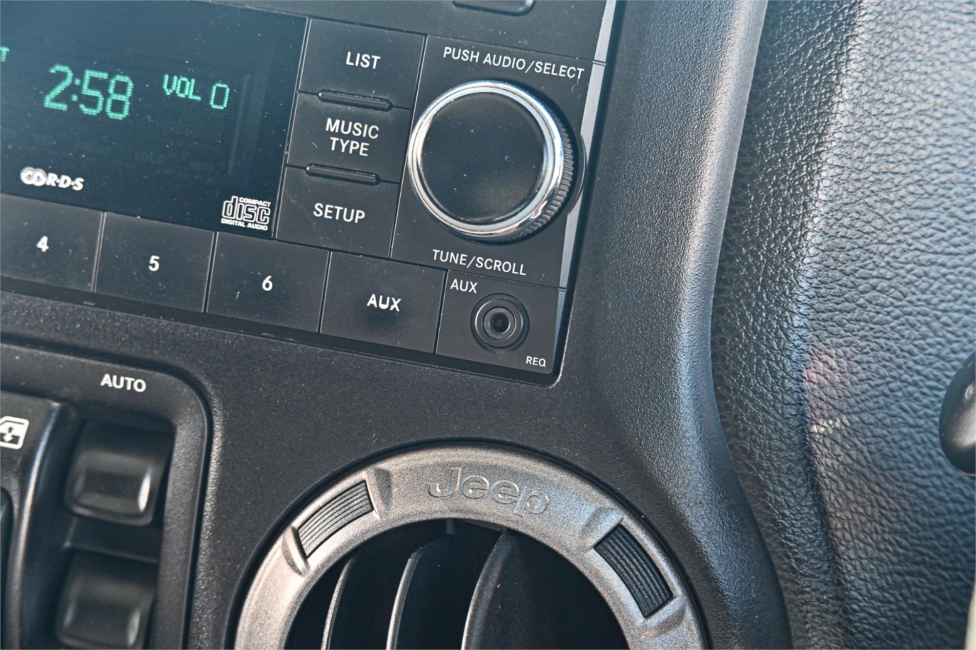 2012 JEEP WRANGLER JK UNLIMITED AUTOMATIC SOFT TOP
