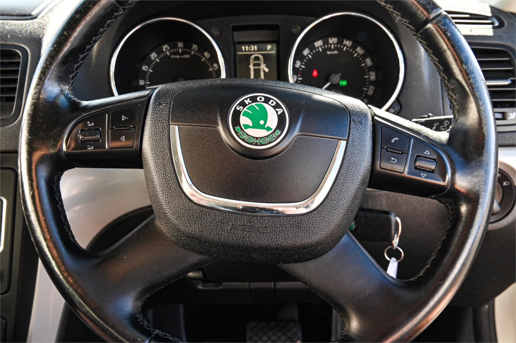 2013 SKODA YETI 5L MY13 103 TDI (4x4) 6 SP AUTO DIRECT SHIFT 4D WAGON