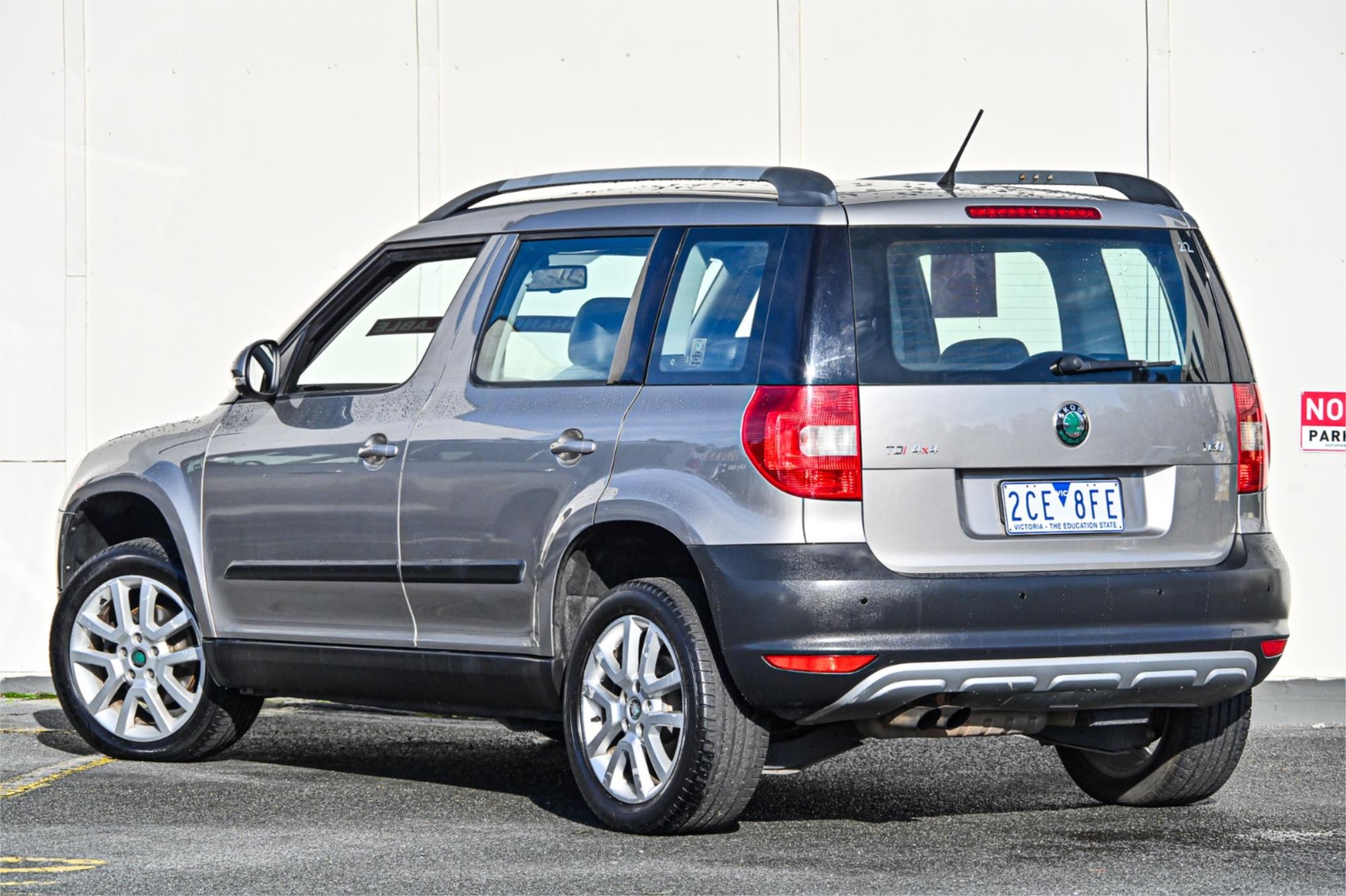 2013 SKODA YETI 5L MY13 103 TDI (4x4) 6 SP AUTO DIRECT SHIFT 4D WAGON