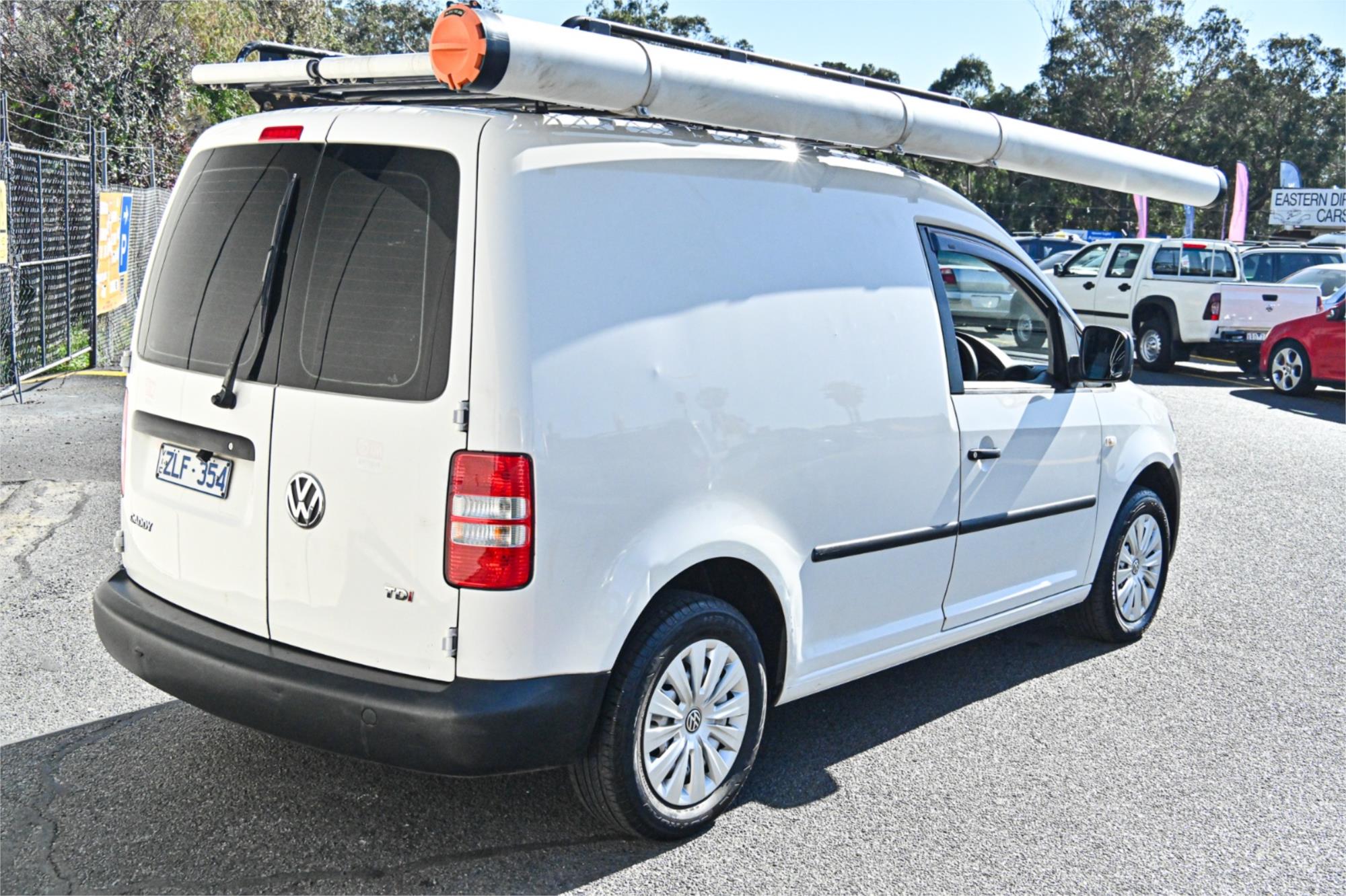 2012 VOLKSWAGEN CADDY 2K MY12 MAXI TDI250 5 SP MANUAL 5D VAN