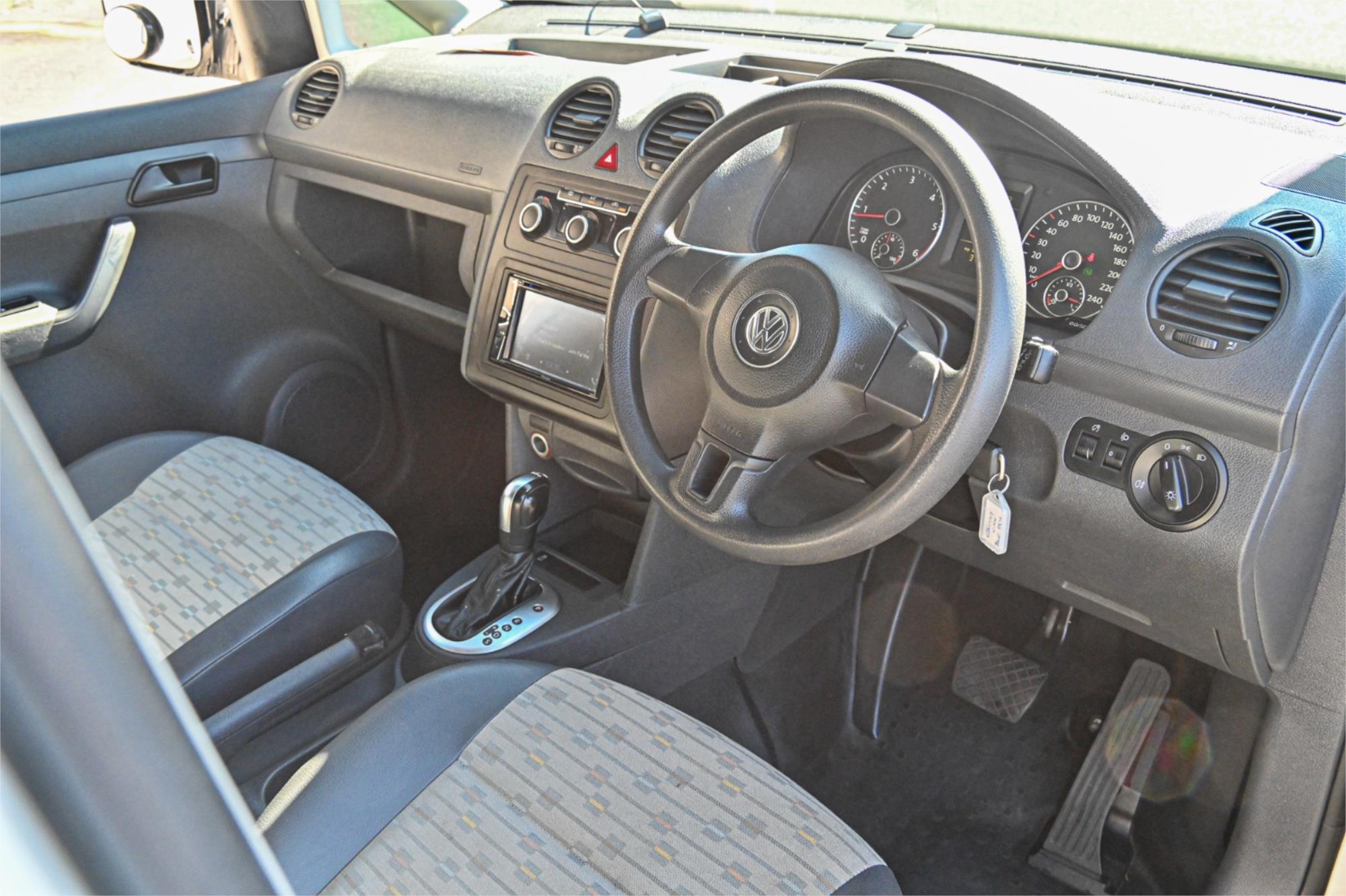 2012 VOLKSWAGEN CADDY 2K MY12 MAXI TDI250 5 SP MANUAL 5D VAN