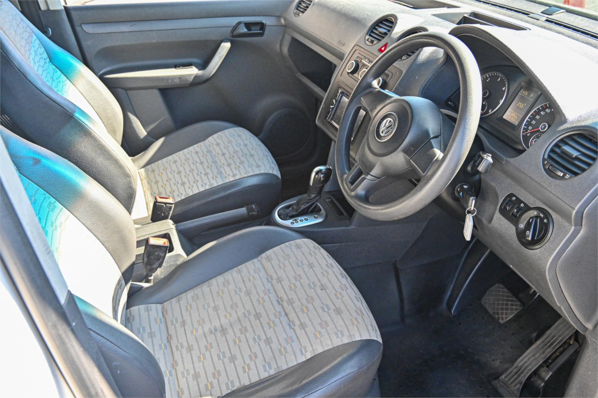 2012 VOLKSWAGEN CADDY 2K MY12 MAXI TDI250 5 SP MANUAL 5D VAN