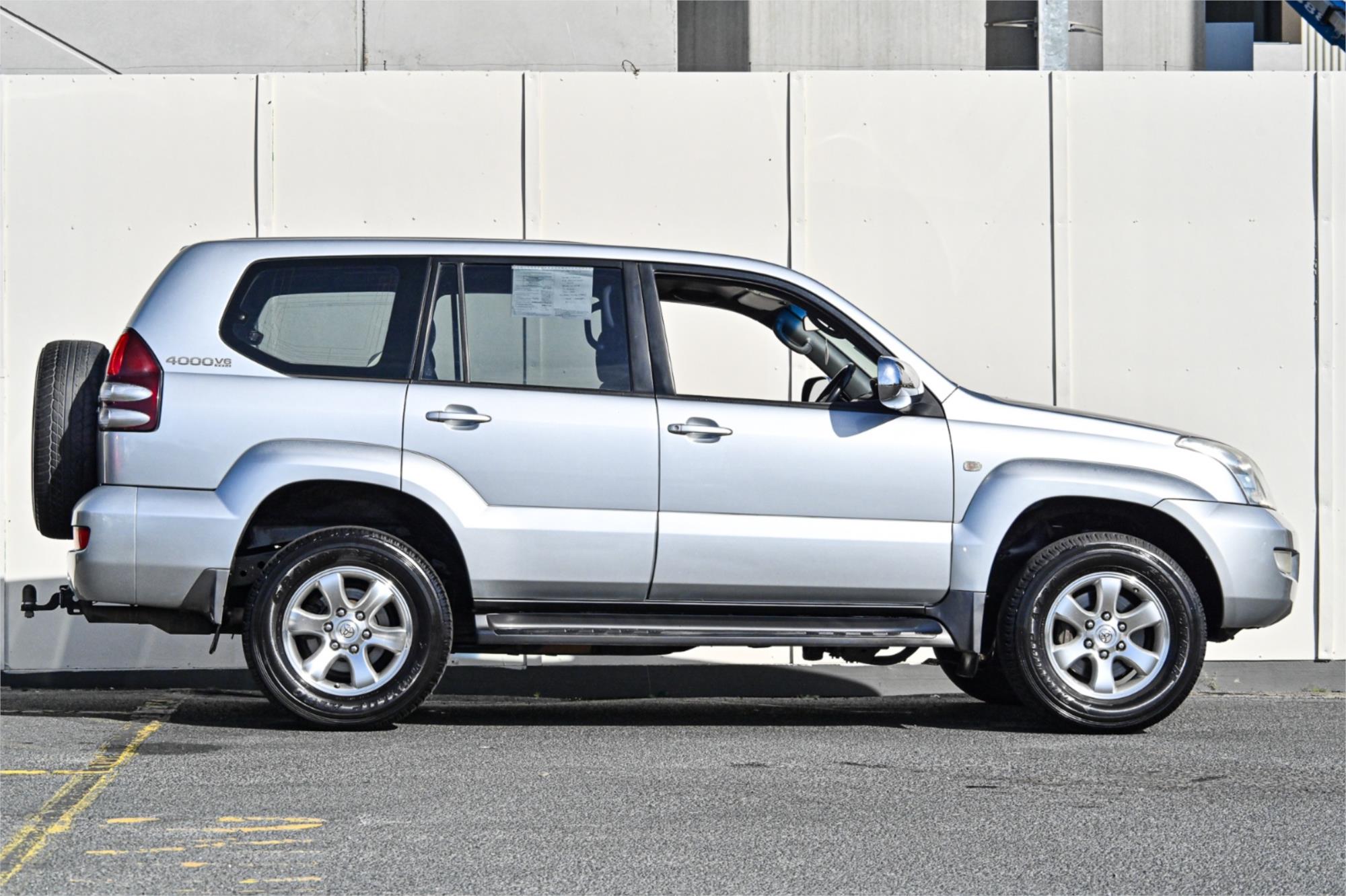 2005 TOYOTA LANDCRUISER GRJ120R PRADO GXL (4x4) 5 SP AUTOMATIC 4D WAGON